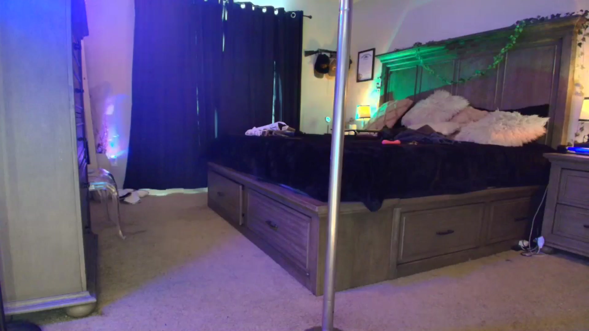 Gallery image thumbnail from PoleBunnyXxx's myfreecams stream on, 01/07/2026, 20:32 image 2 of 20