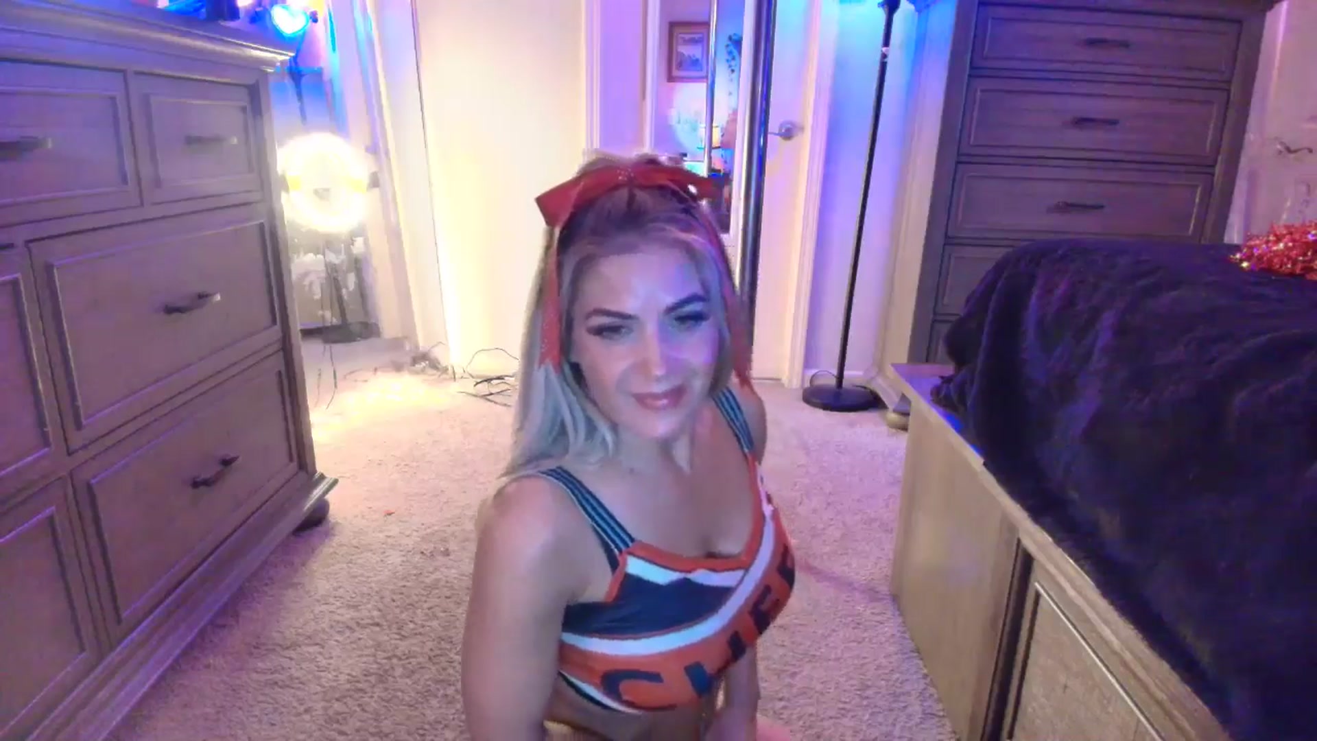 Gallery image thumbnail from PoleBunnyXxx's myfreecams stream on, 01/08/2026, 20:16 image 2 of 20