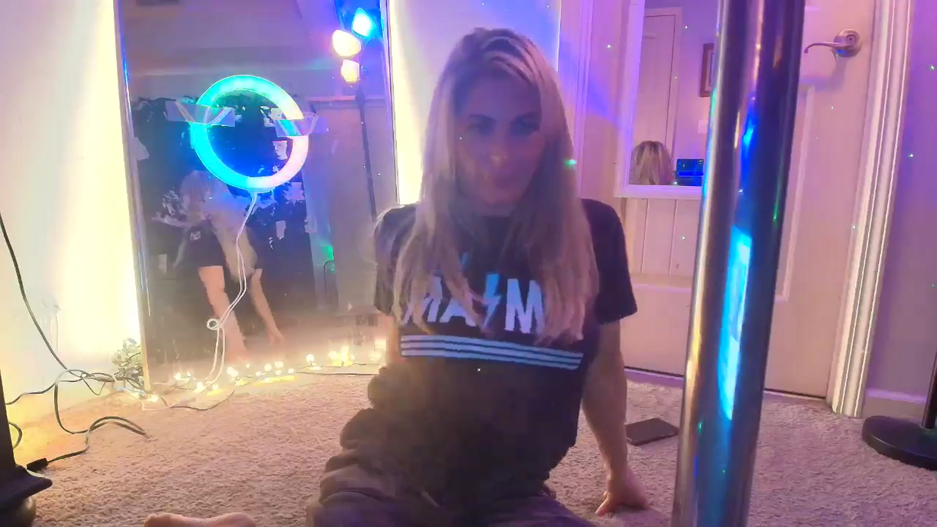 Gallery image thumbnail from PoleBunnyXxx's myfreecams stream on, 02/18/2026, 20:59 image 13 of 20