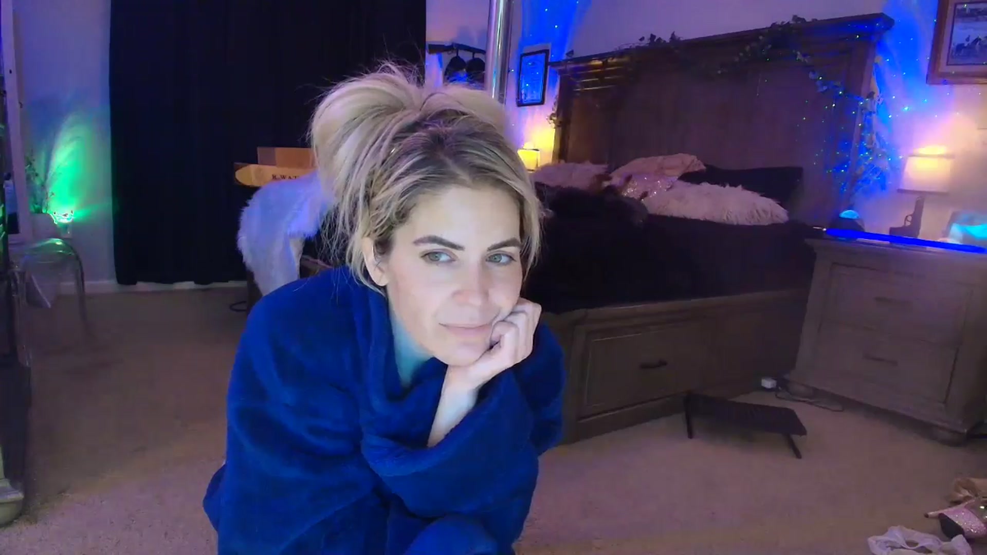 Gallery image thumbnail from PoleBunnyXxx's myfreecams stream on, 03/19/2026, 05:00 image 19 of 20