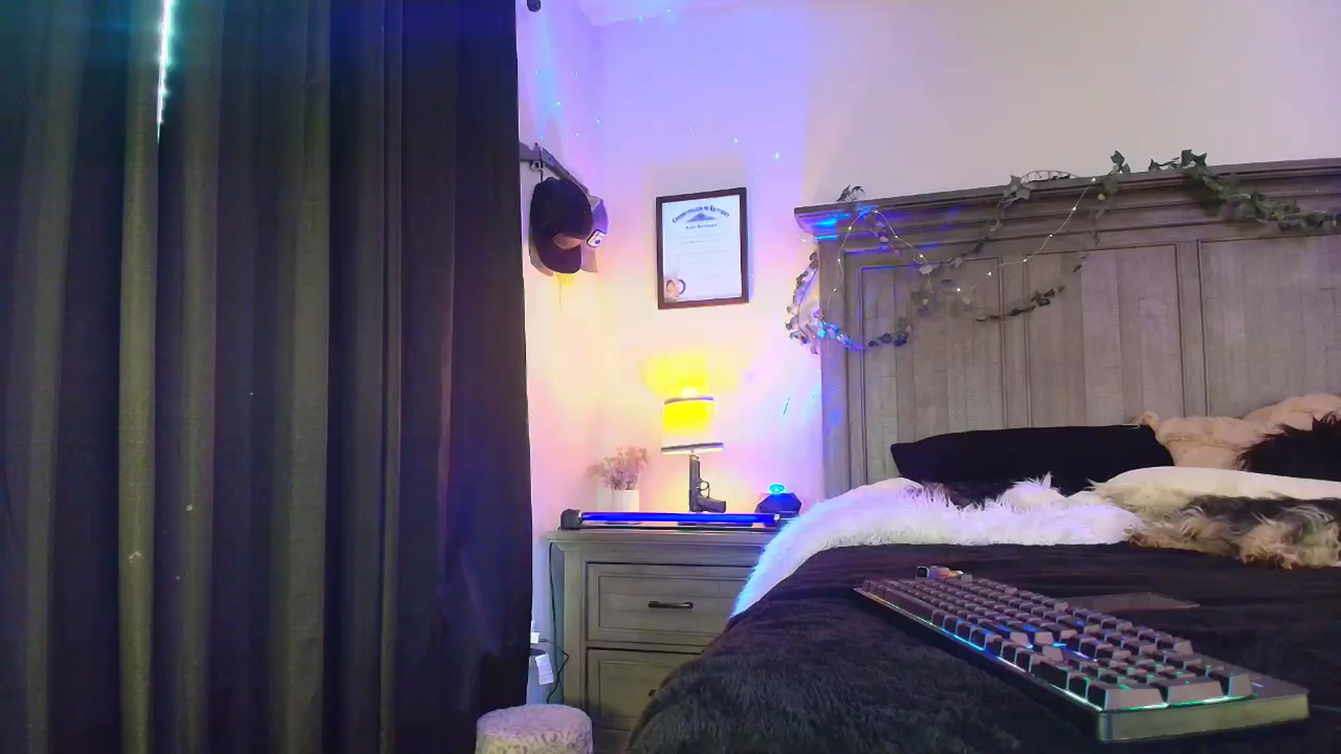 Gallery image thumbnail from PoleBunnyXxx's myfreecams stream on, 03/30/2026, 16:57 image 18 of 20