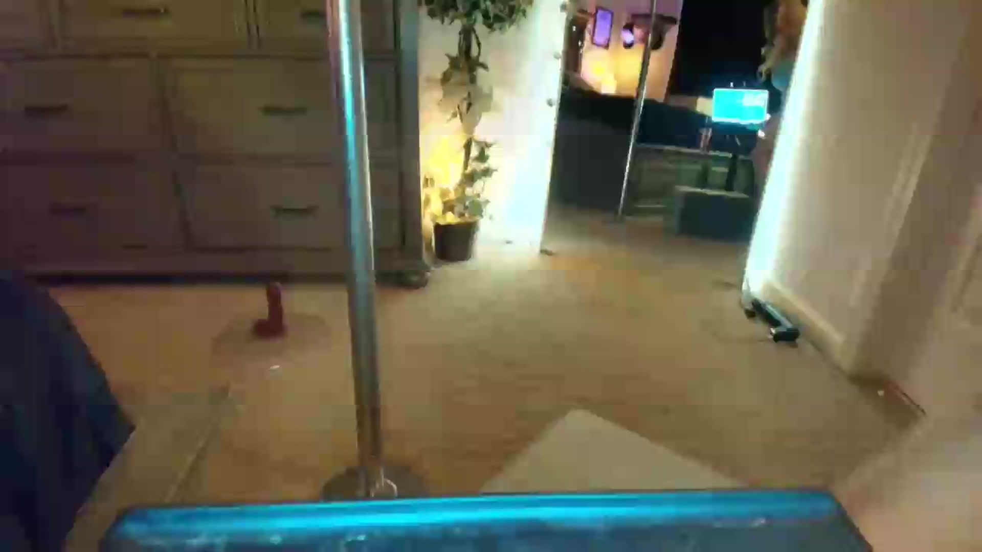 Gallery image thumbnail from PoleBunnyXxx's myfreecams stream on, 05/11/2026, 24:00 image 4 of 20