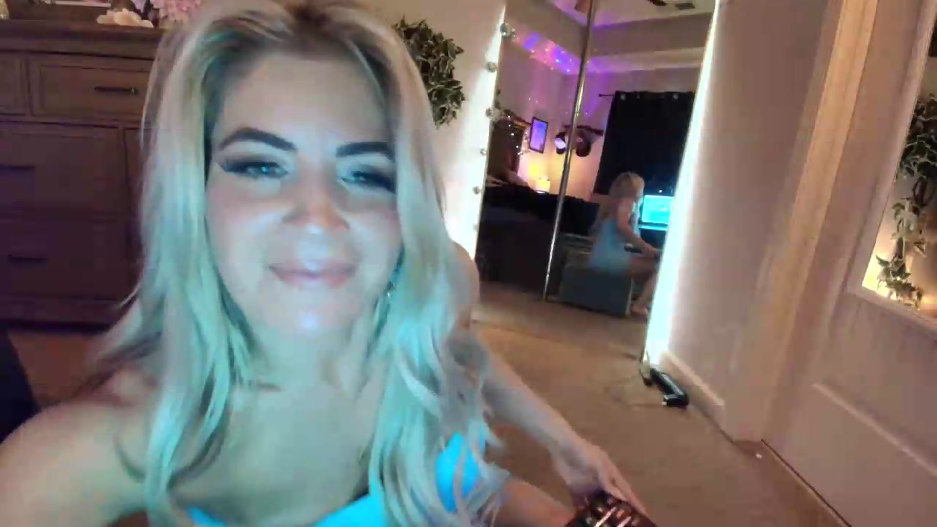Gallery image thumbnail from PoleBunnyXxx's myfreecams stream on, 05/11/2026, 24:00 image 6 of 20