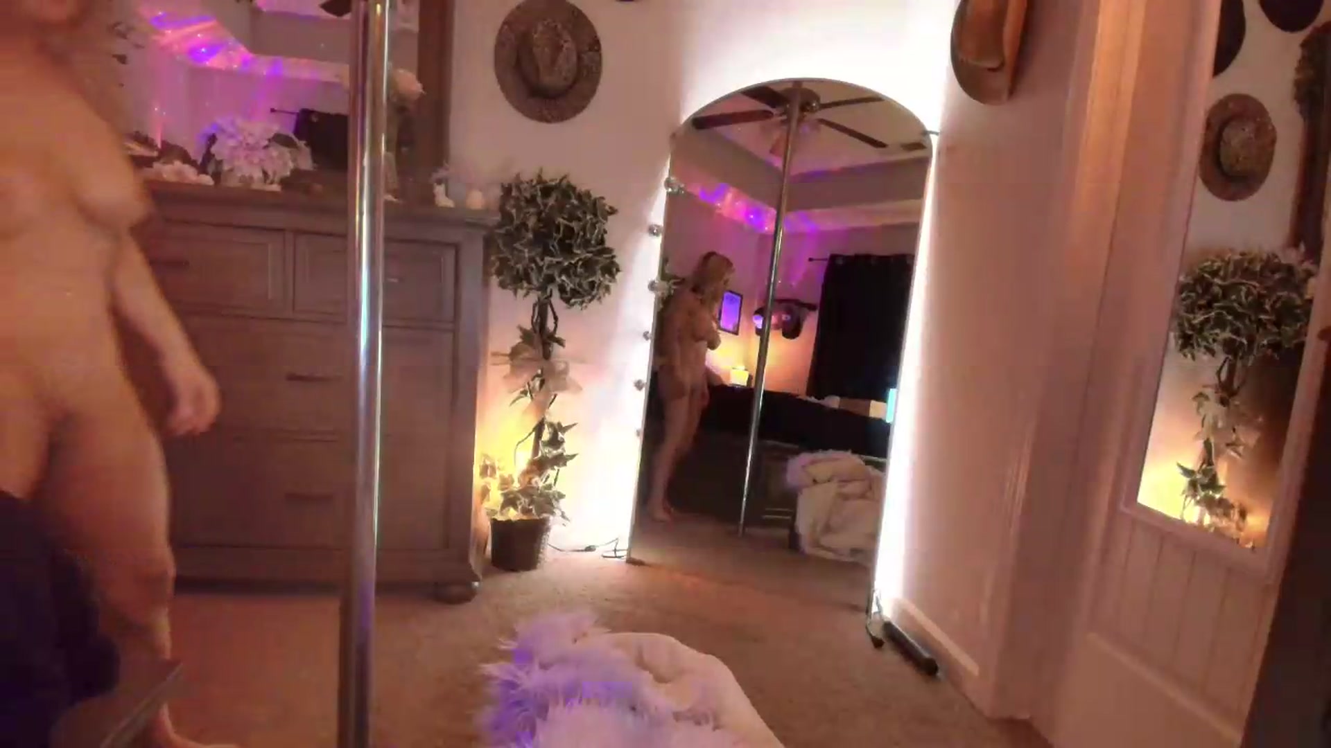 Gallery image thumbnail from PoleBunnyXxx's myfreecams stream on, 05/11/2026, 05:06 image 2 of 20