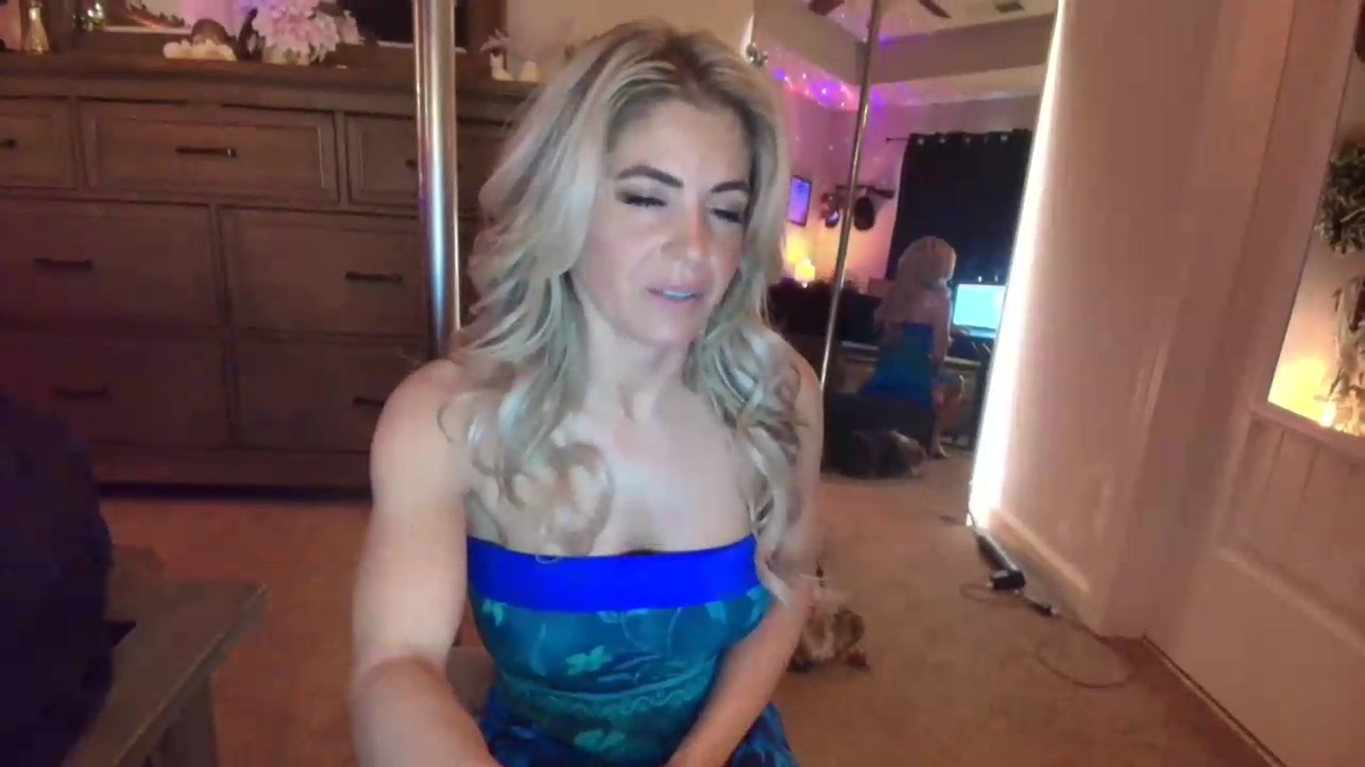 Gallery image thumbnail from PoleBunnyXxx's myfreecams stream on, 05/18/2026, 23:47 image 19 of 20