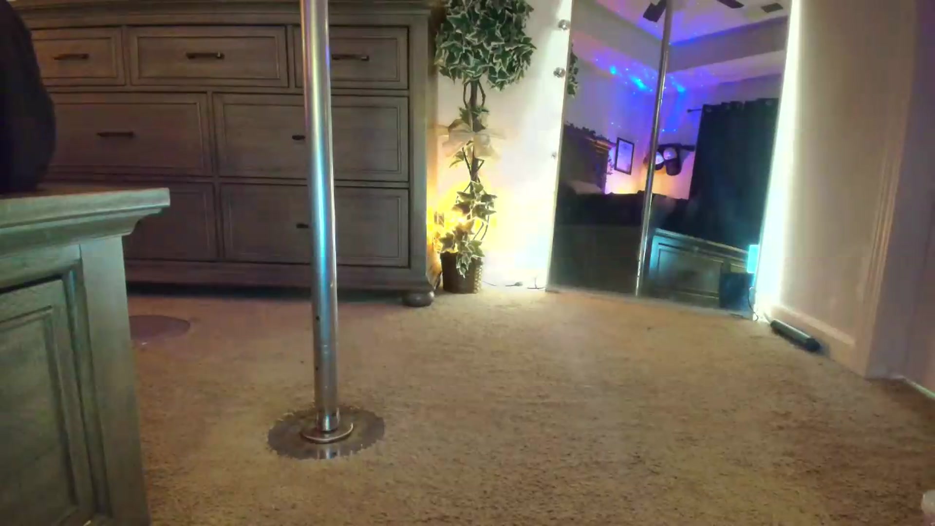 Gallery image thumbnail from PoleBunnyXxx's myfreecams stream on, 05/31/2026, 02:14 image 14 of 20