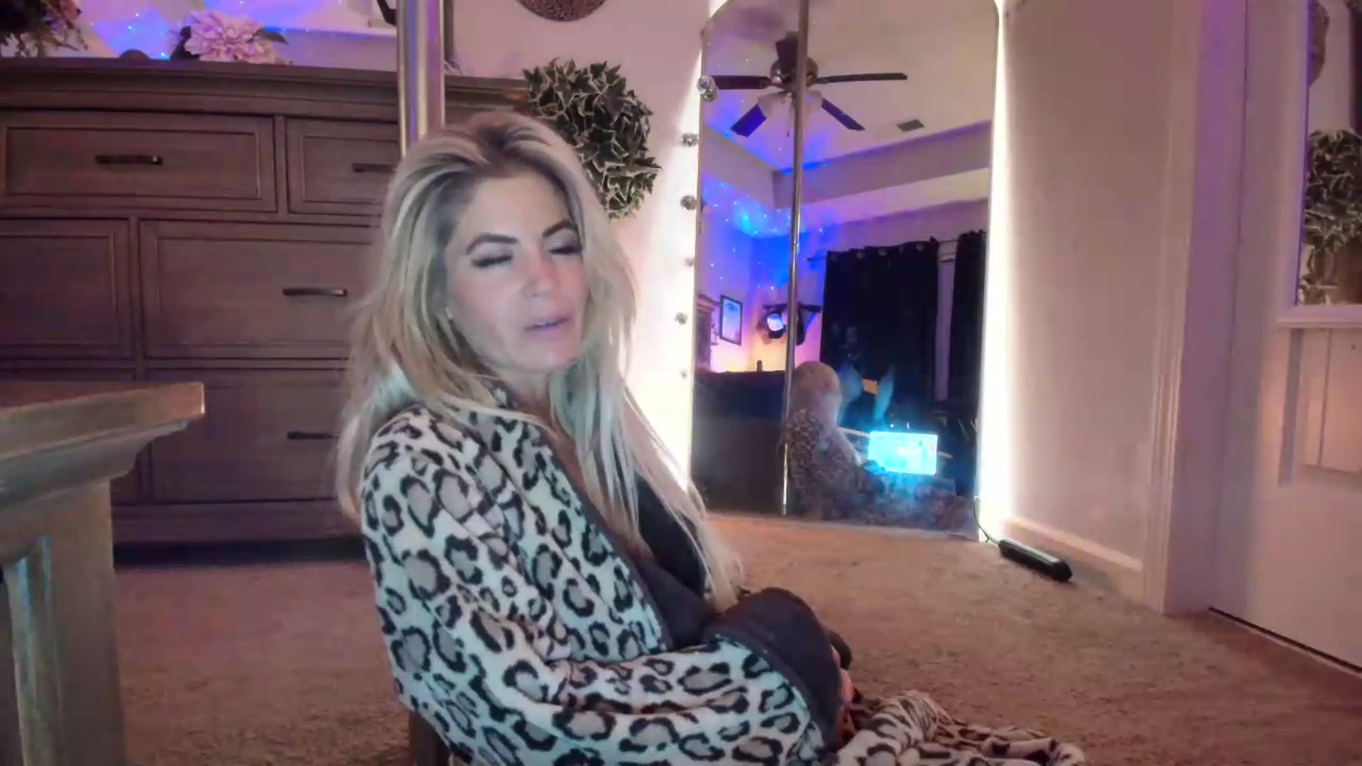 Gallery image thumbnail from PoleBunnyXxx's myfreecams stream on, 06/01/2026, 05:09 image 20 of 20