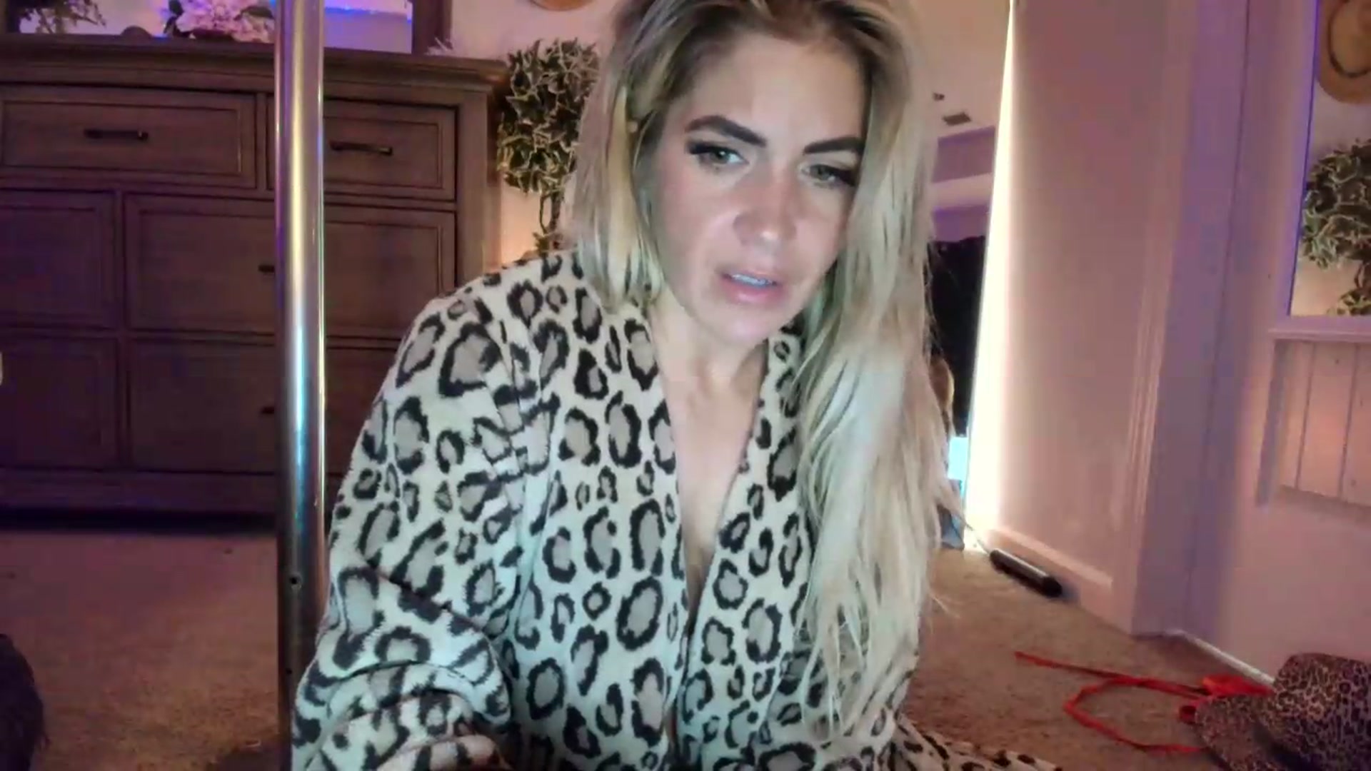 Gallery image thumbnail from PoleBunnyXxx's myfreecams stream on, 06/08/2026, 02:24 image 20 of 20