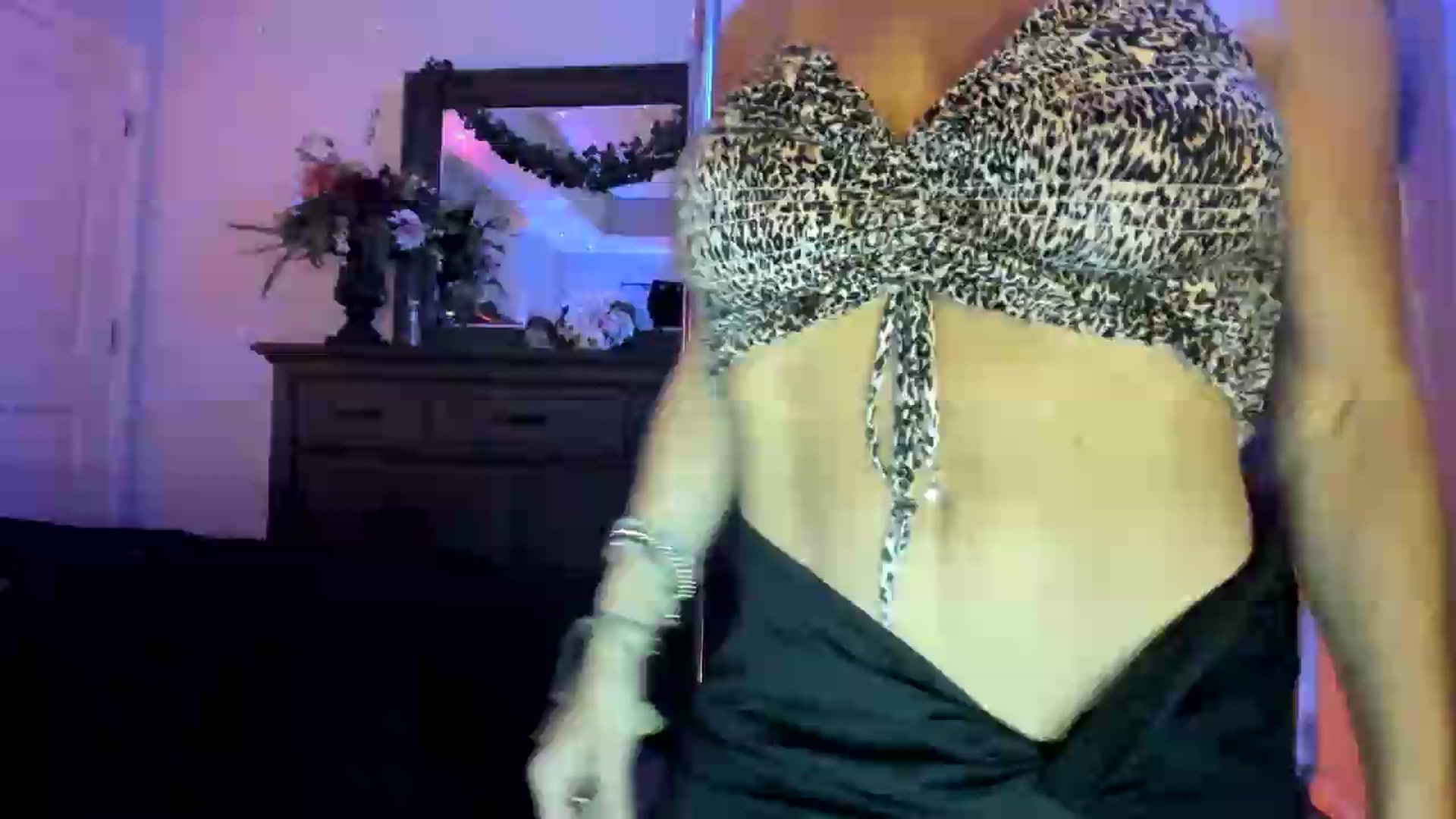 Gallery image thumbnail from PoleBunnyXxx's myfreecams stream on, 06/29/2026, 24:19 image 4 of 20