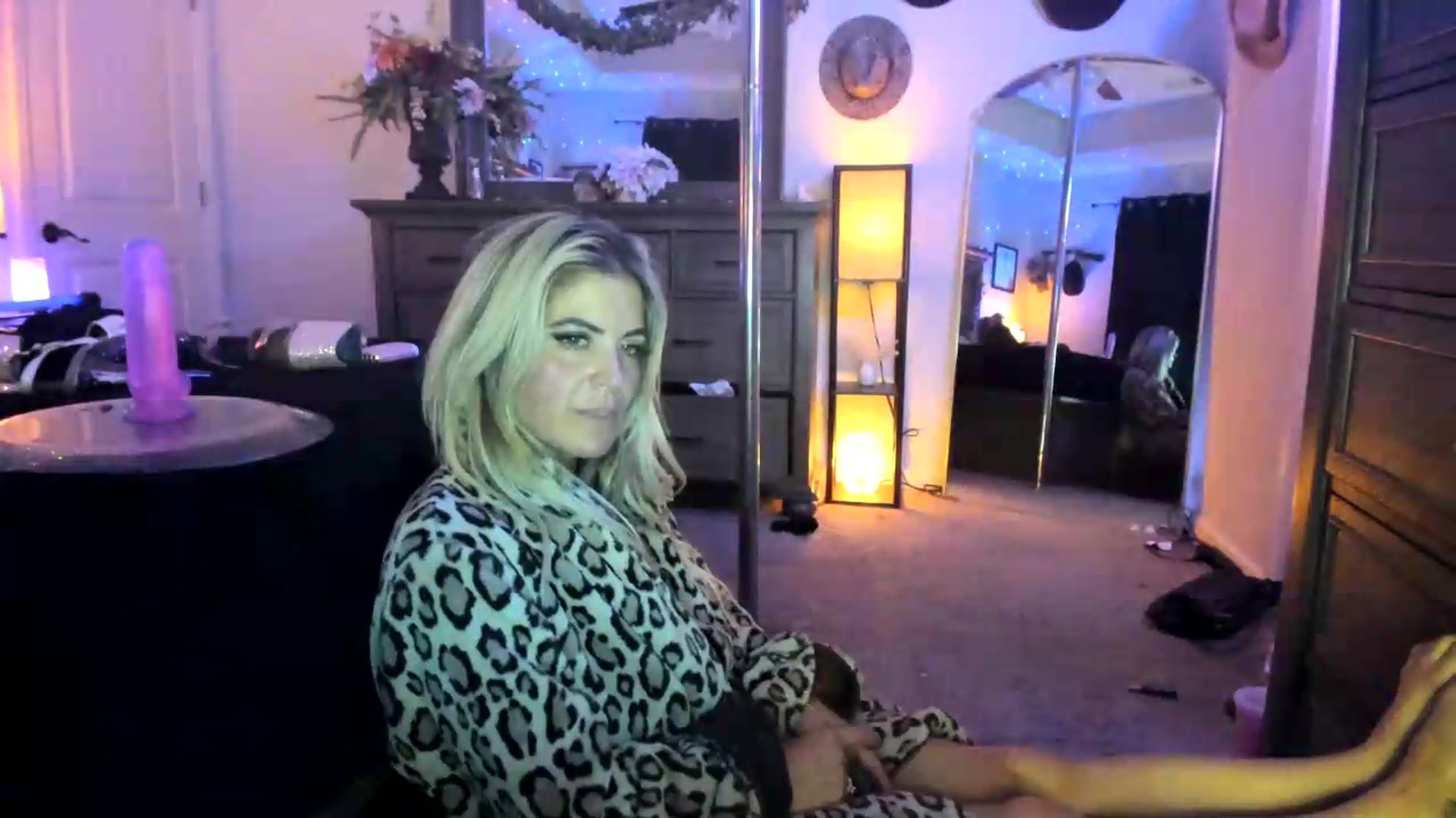 Gallery image thumbnail from PoleBunnyXxx's myfreecams stream on, 06/29/2026, 08:15 image 15 of 20