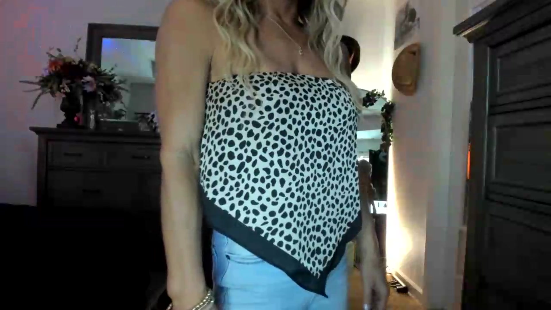Gallery image thumbnail from PoleBunnyXxx's myfreecams stream on, 07/06/2026, 01:13 image 5 of 20