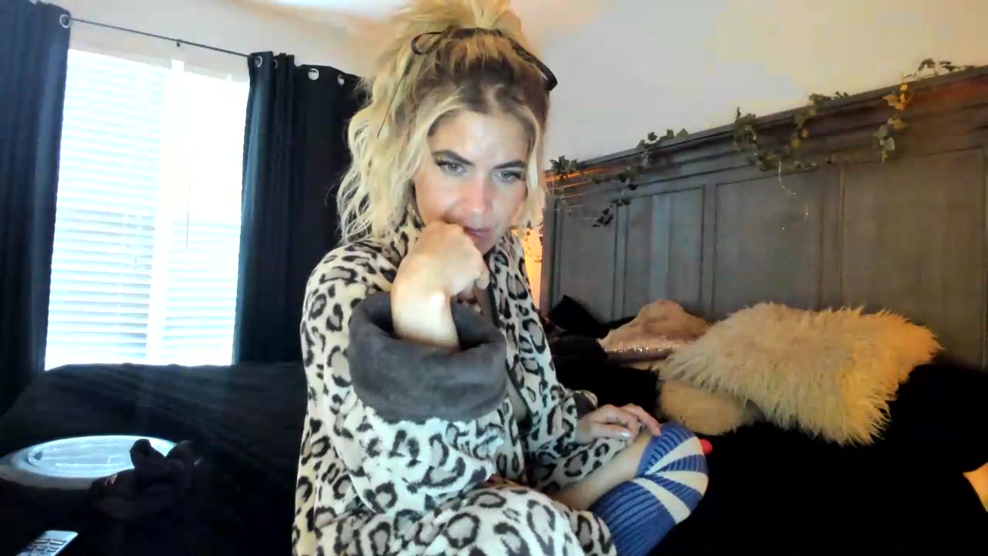 Gallery image thumbnail from PoleBunnyXxx's myfreecams stream on, 07/07/2026, 01:07 image 14 of 20