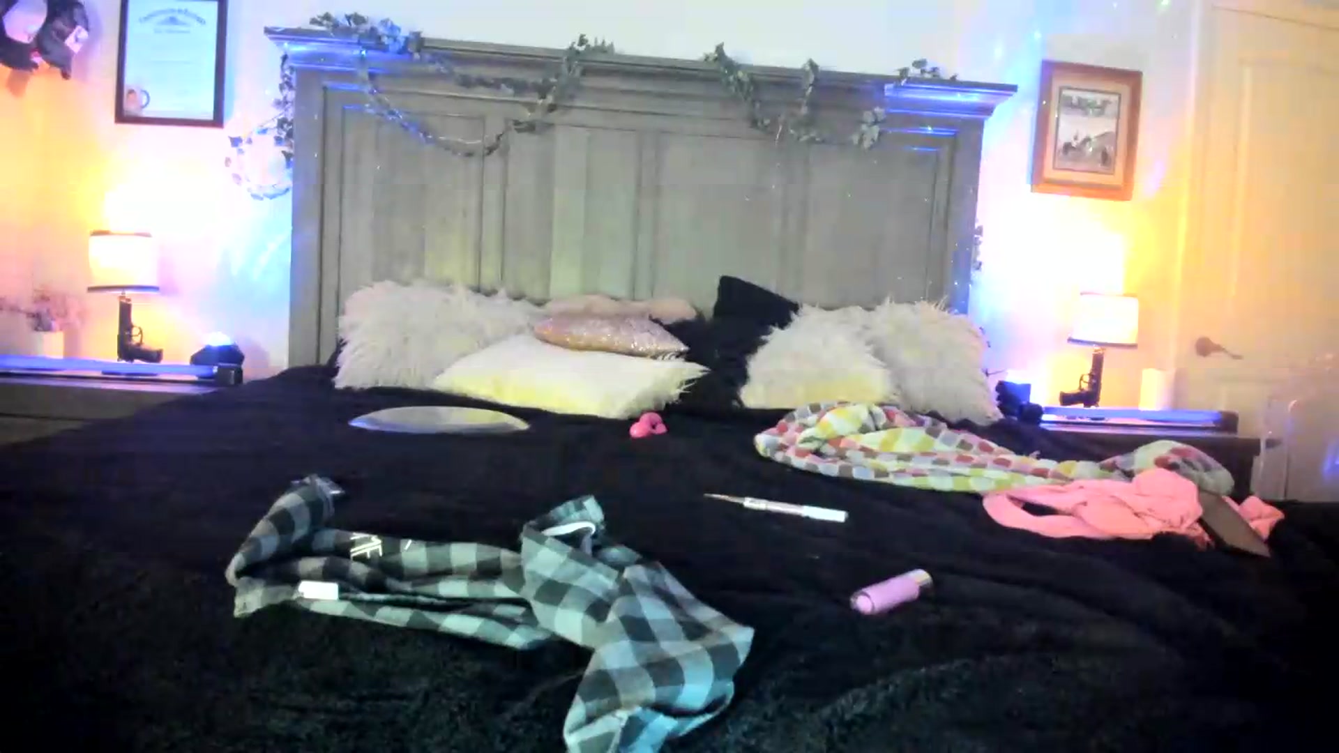 Gallery image thumbnail from PoleBunnyXxx's myfreecams stream on, 07/09/2026, 24:34 image 12 of 20