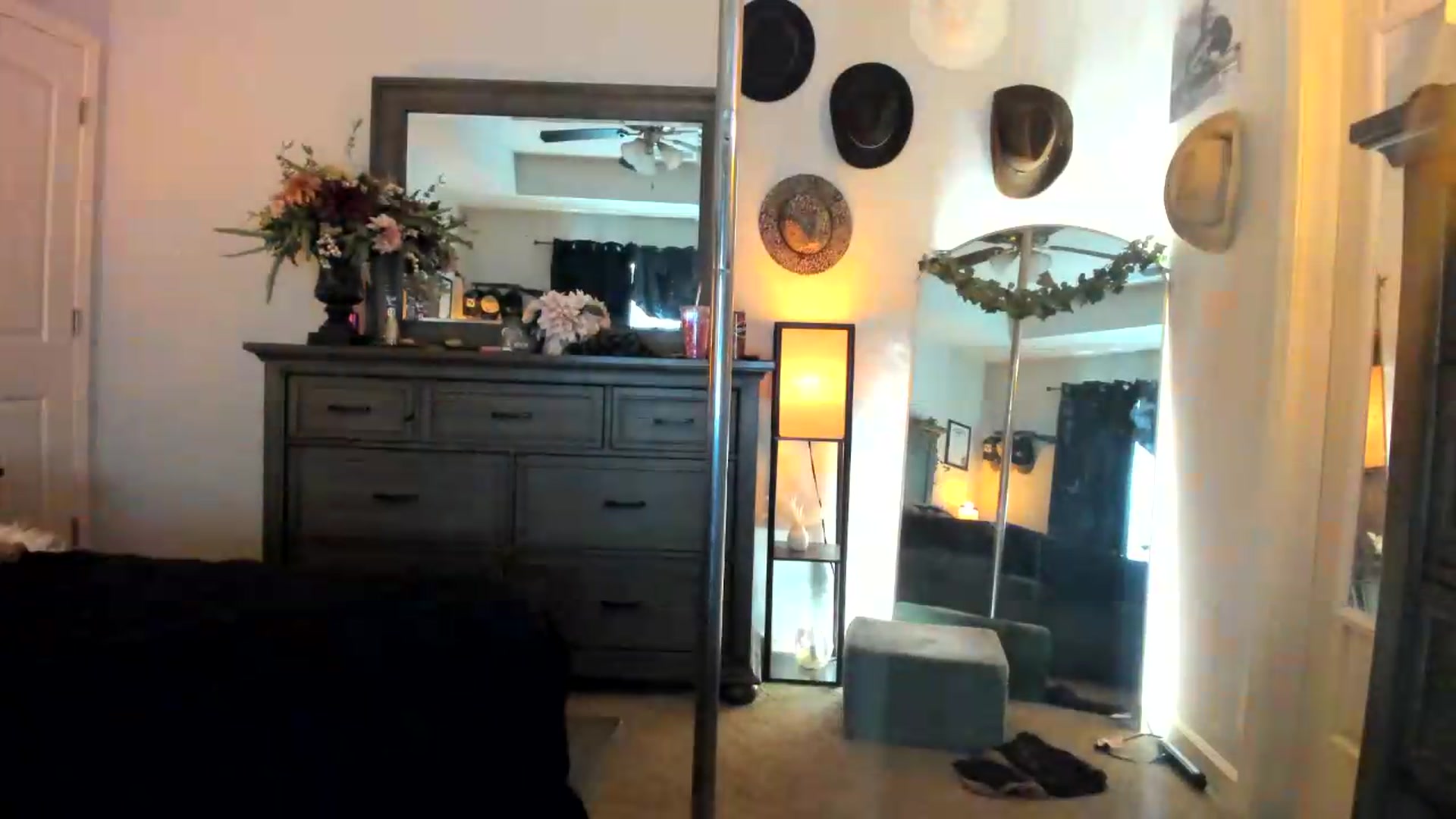 Gallery image thumbnail from PoleBunnyXxx's myfreecams stream on, 07/12/2026, 17:00 image 11 of 20