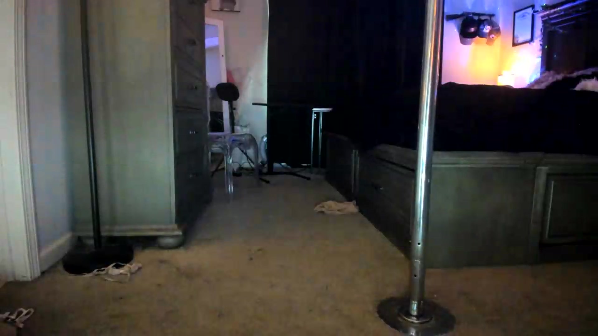 Gallery image thumbnail from PoleBunnyXxx's myfreecams stream on, 07/17/2026, 23:18 image 19 of 20