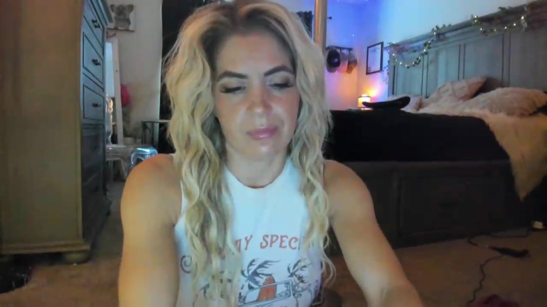 Gallery image thumbnail from PoleBunnyXxx's myfreecams stream on, 07/26/2026, 22:17 image 12 of 20