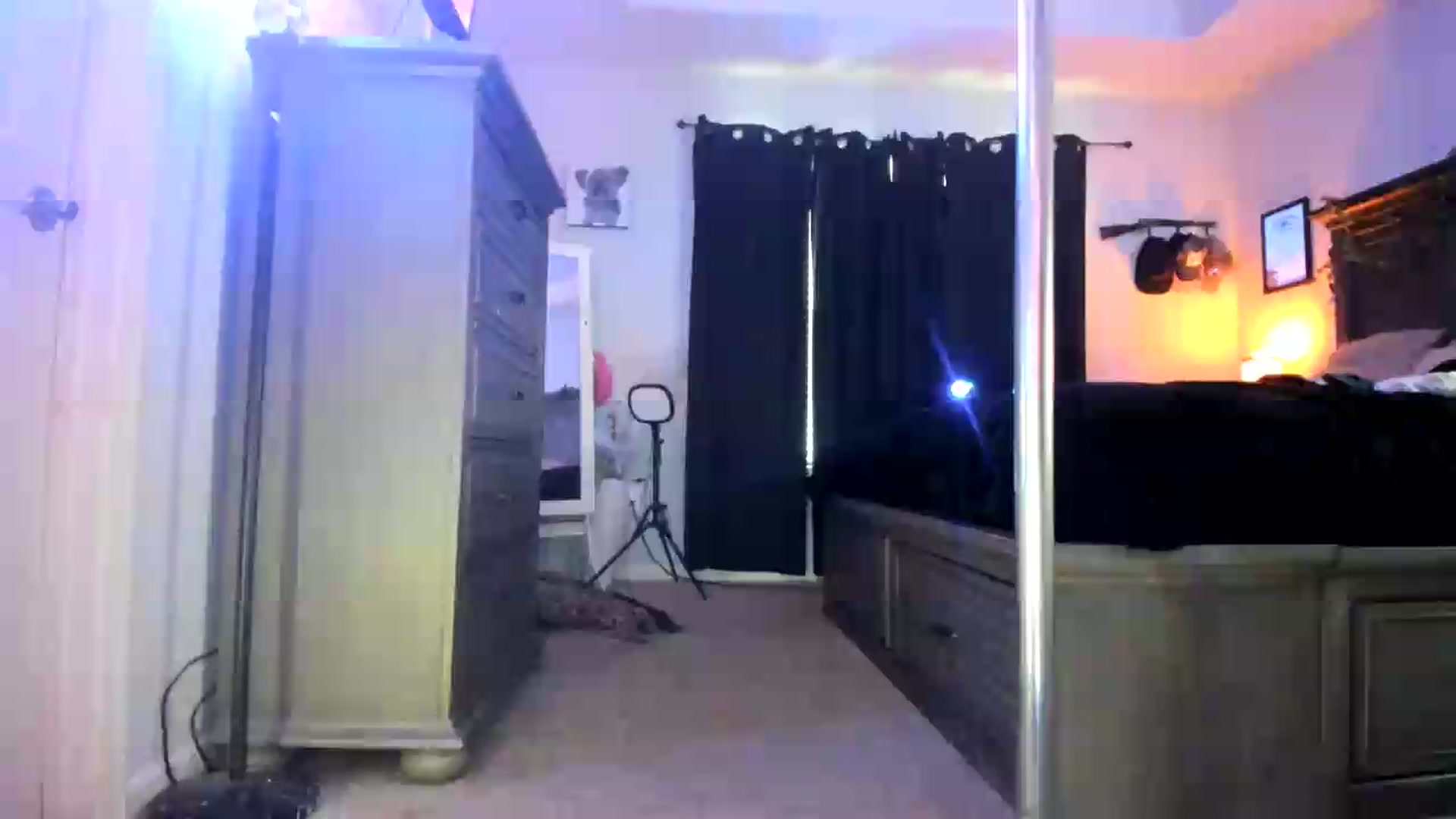 Gallery image thumbnail from PoleBunnyXxx's myfreecams stream on, 08/10/2026, 24:02 image 20 of 20