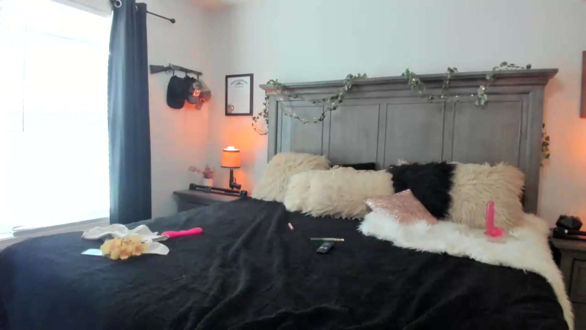 Gallery image thumbnail from PoleBunnyXxx's myfreecams stream on, 08/26/2026, 18:12 image 5 of 20
