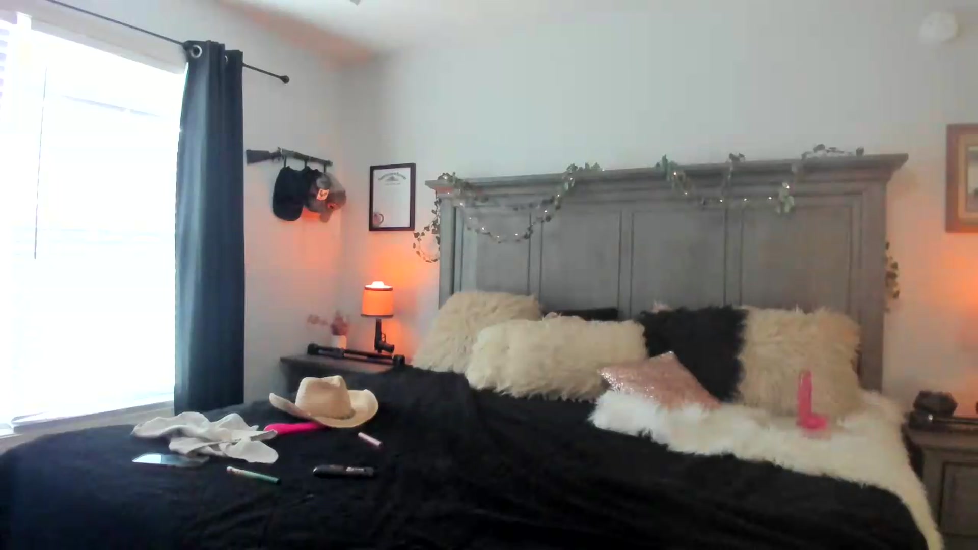 Gallery image thumbnail from PoleBunnyXxx's myfreecams stream on, 08/26/2026, 18:12 image 11 of 20