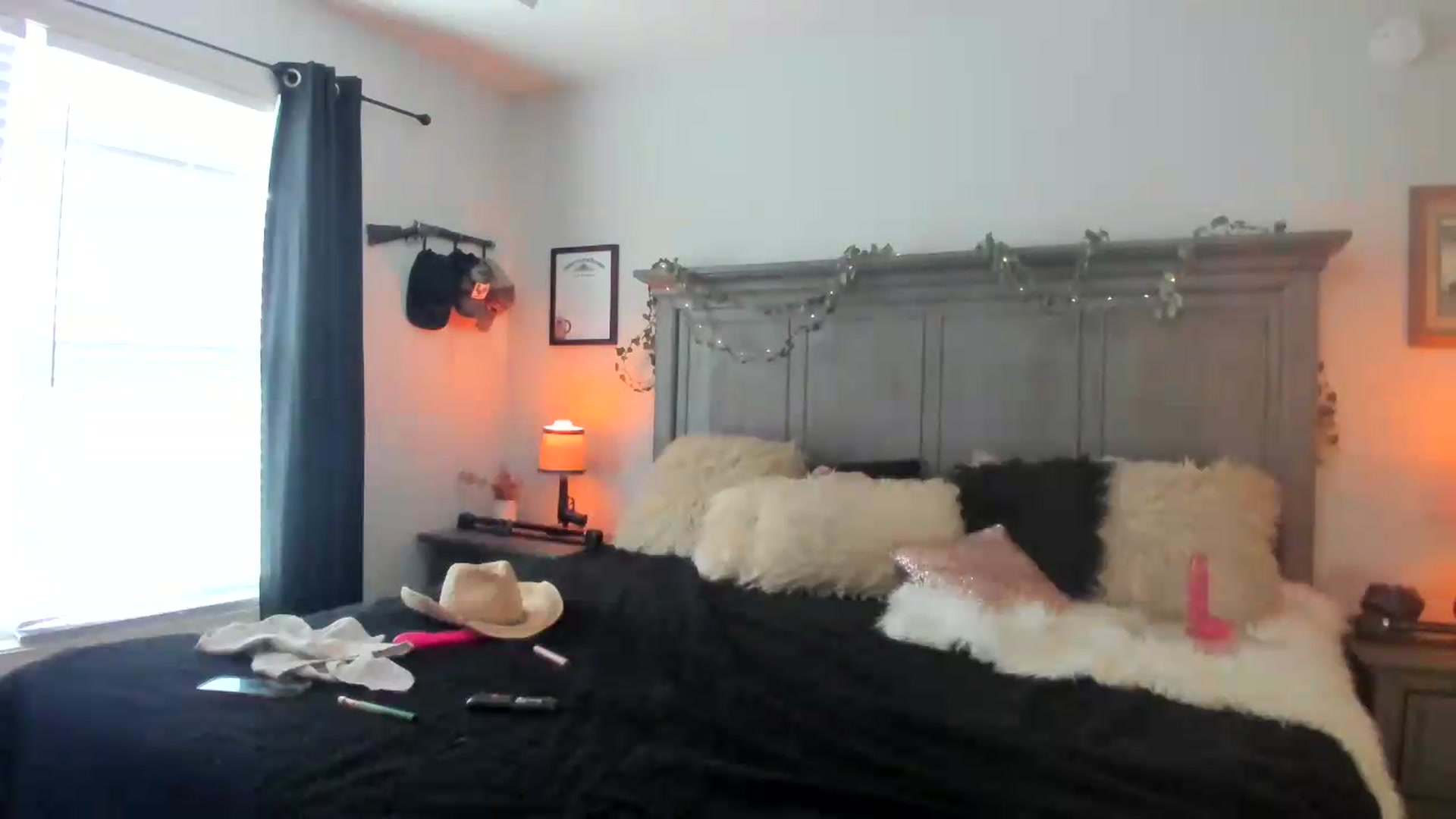 Gallery image thumbnail from PoleBunnyXxx's myfreecams stream on, 08/26/2026, 18:12 image 12 of 20