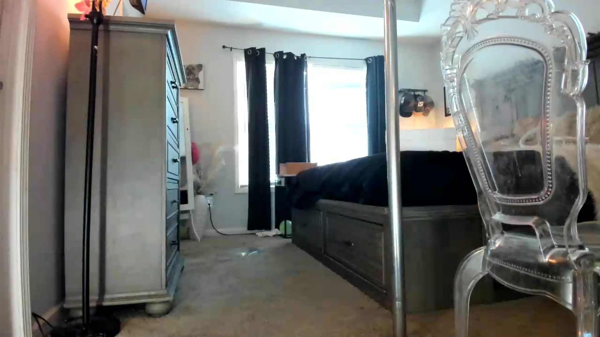 Gallery image thumbnail from PoleBunnyXxx's myfreecams stream on, 09/14/2026, 24:01 image 12 of 20