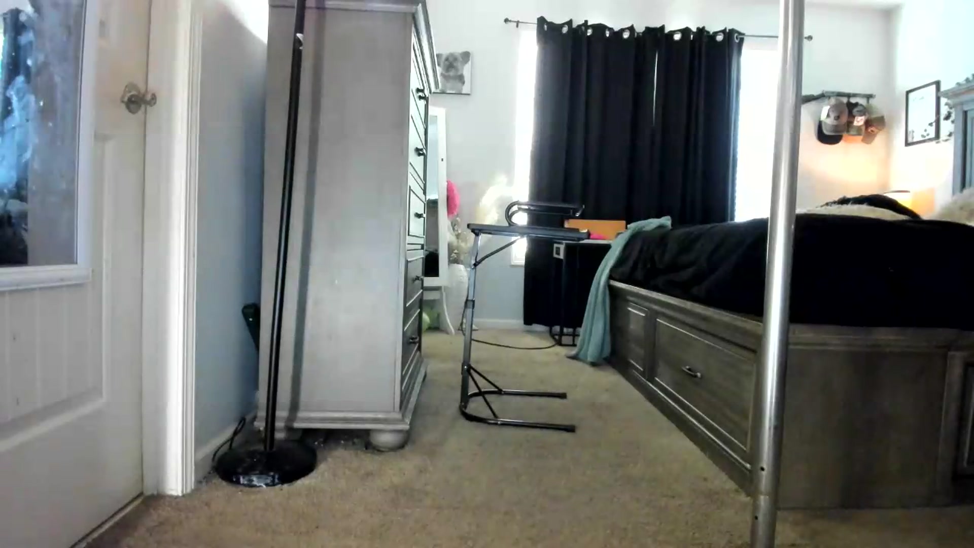Gallery image thumbnail from PoleBunnyXxx's myfreecams stream on, 09/15/2026, 01:18 image 5 of 20