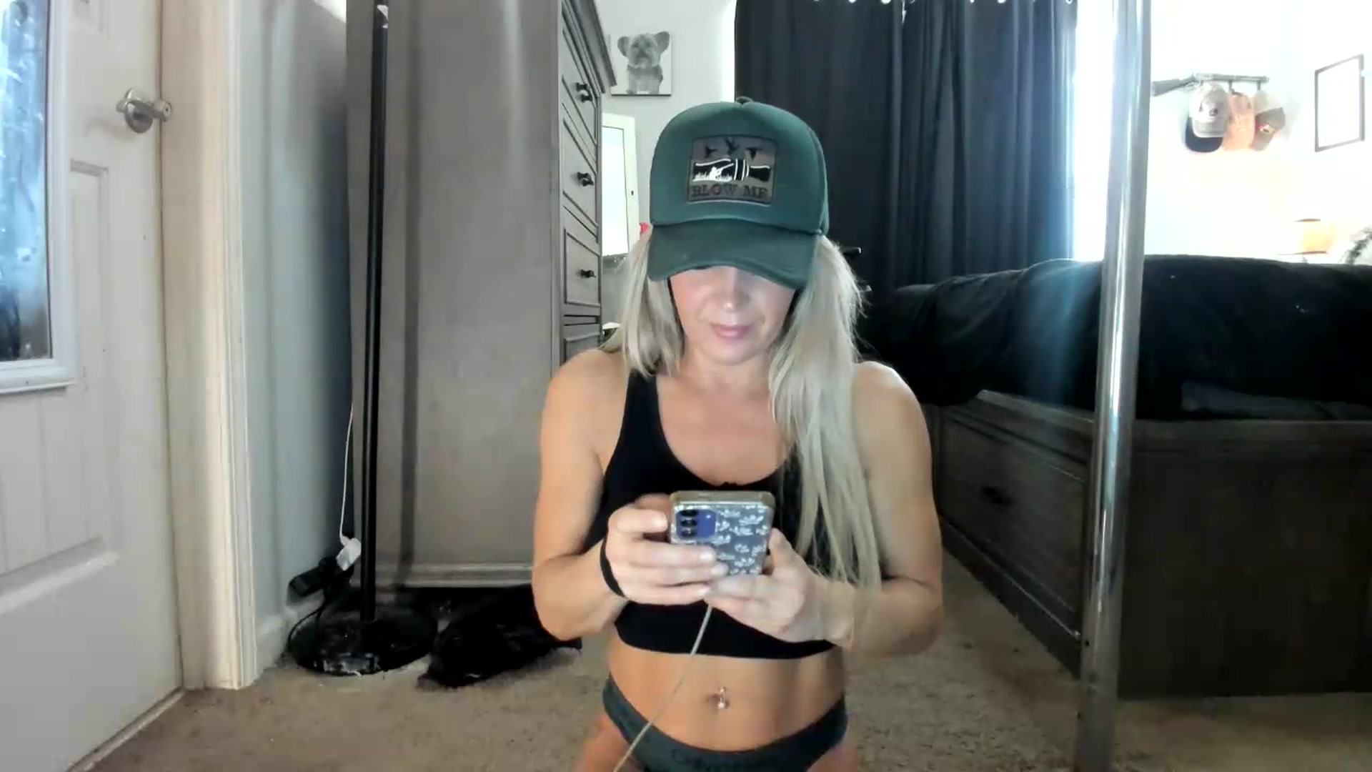 Gallery image thumbnail from PoleBunnyXxx's myfreecams stream on, 09/16/2026, 21:38 image 7 of 20
