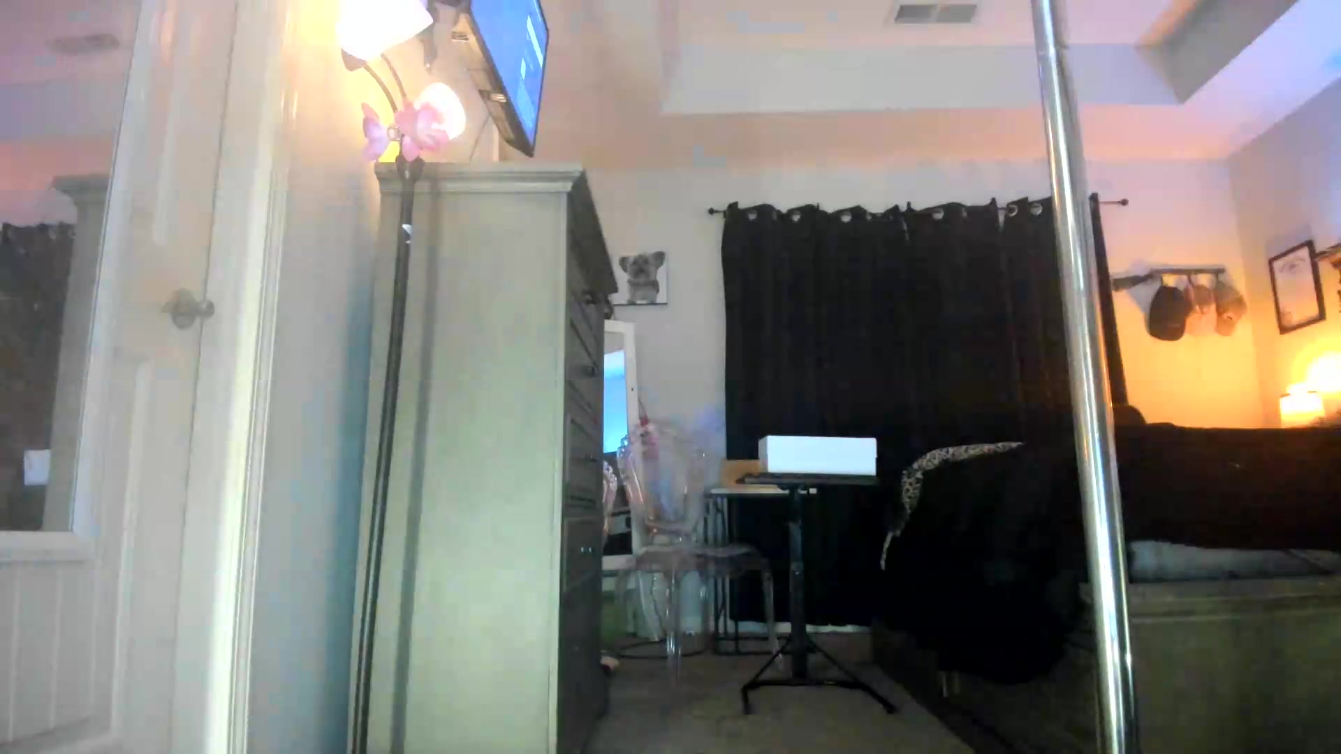 Gallery image thumbnail from PoleBunnyXxx's myfreecams stream on, 09/22/2026, 24:02 image 20 of 20