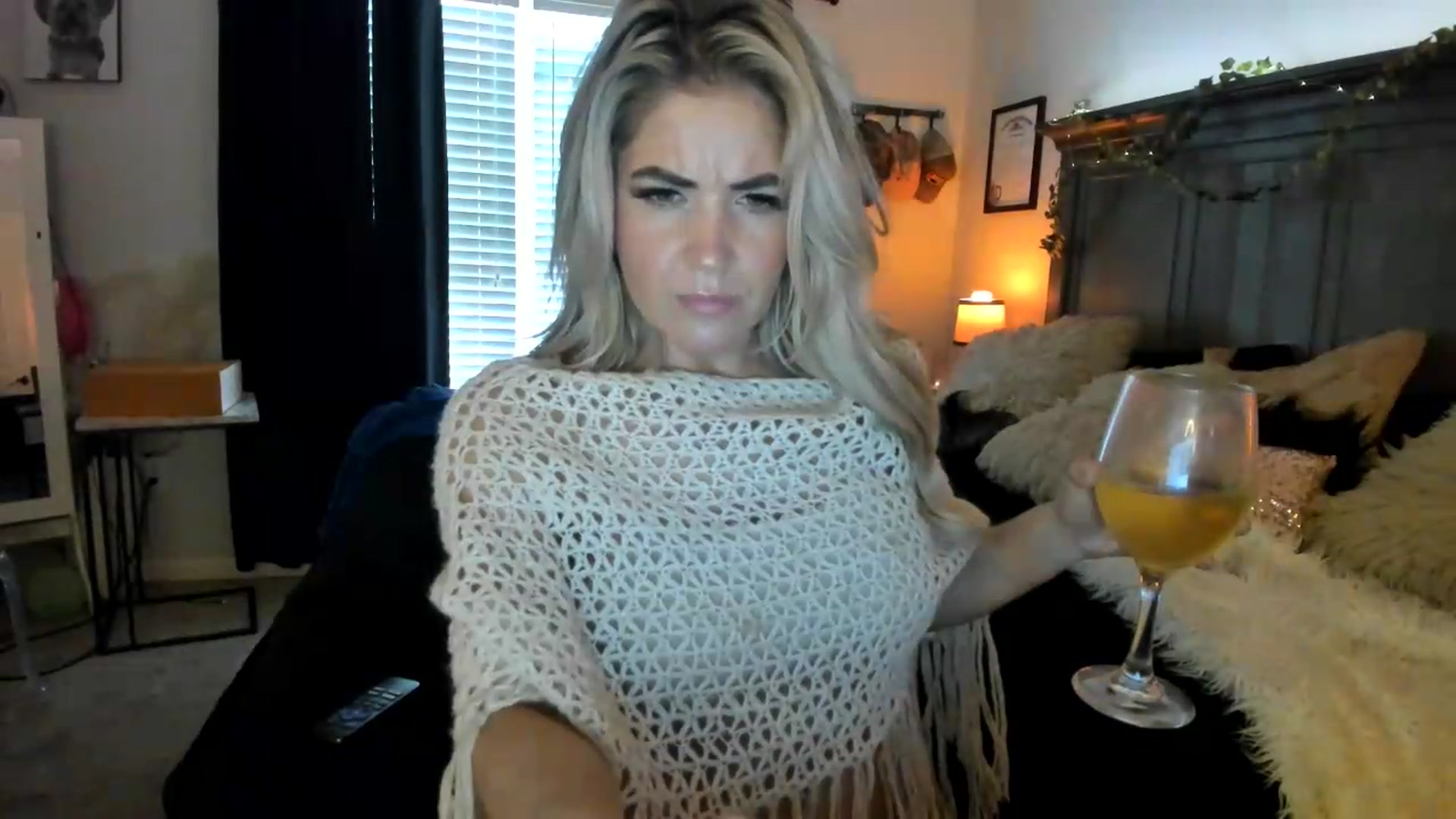 Gallery image thumbnail from PoleBunnyXxx's myfreecams stream on, 09/22/2026, 23:34 image 3 of 20