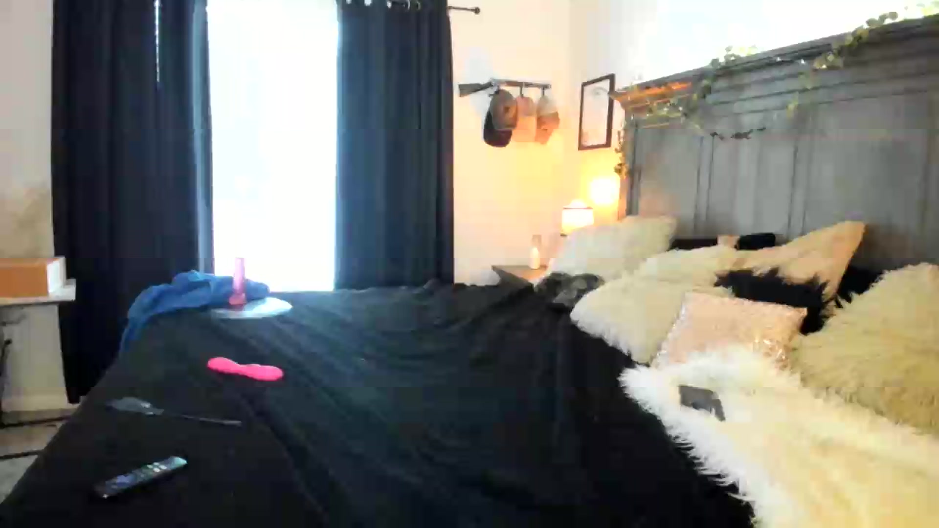 Gallery image thumbnail from PoleBunnyXxx's myfreecams stream on, 09/22/2026, 23:34 image 1 of 20