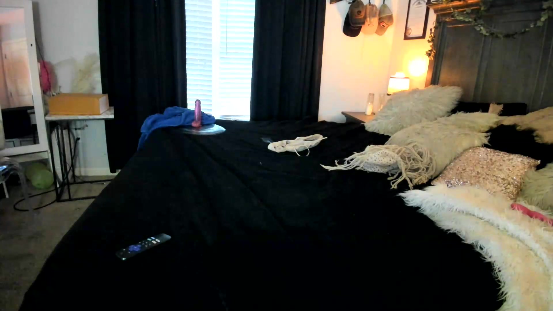 Gallery image thumbnail from PoleBunnyXxx's myfreecams stream on, 09/22/2026, 23:34 image 19 of 20