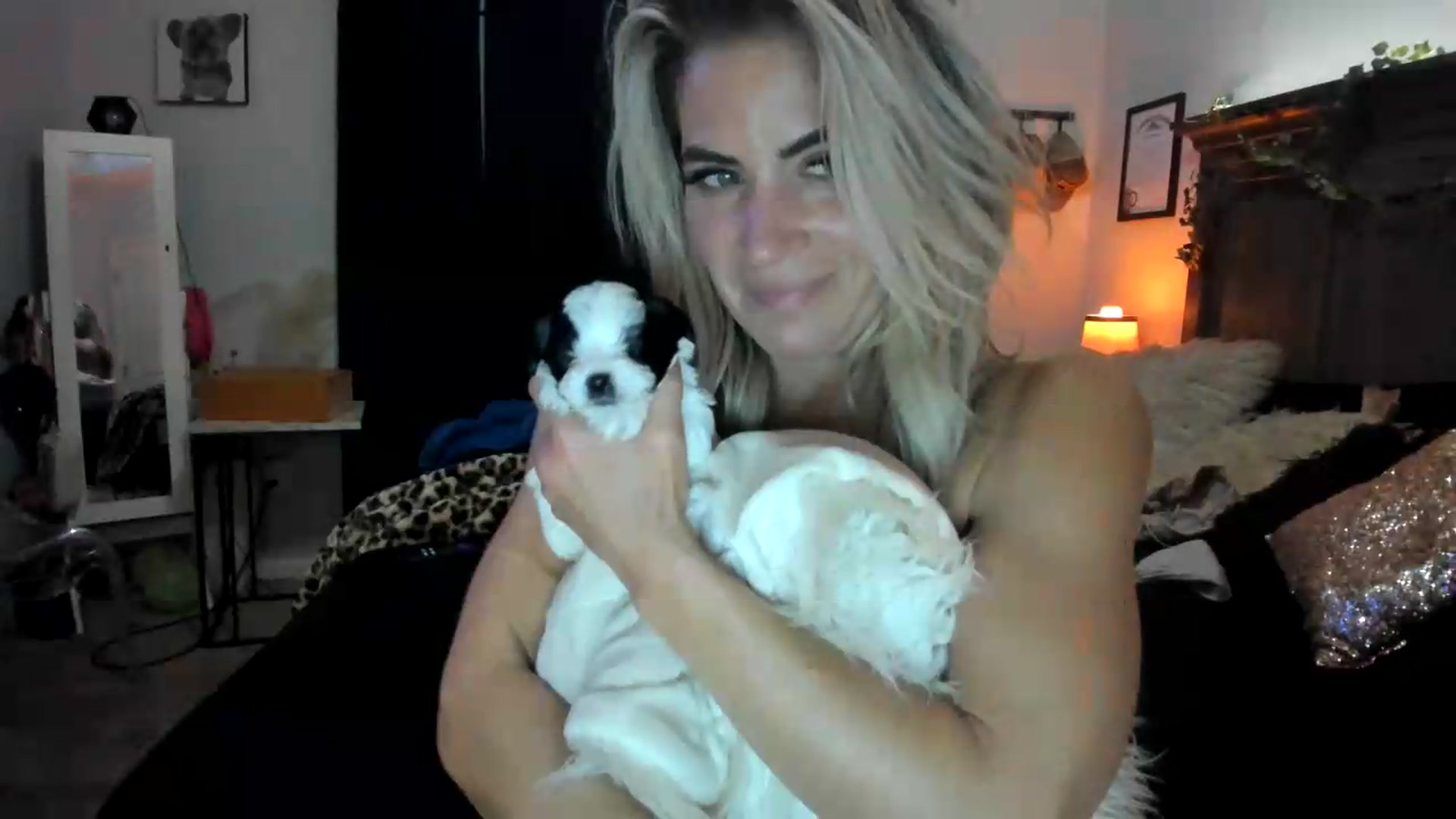 Gallery image thumbnail from PoleBunnyXxx's myfreecams stream on, 09/23/2026, 01:45 image 20 of 20