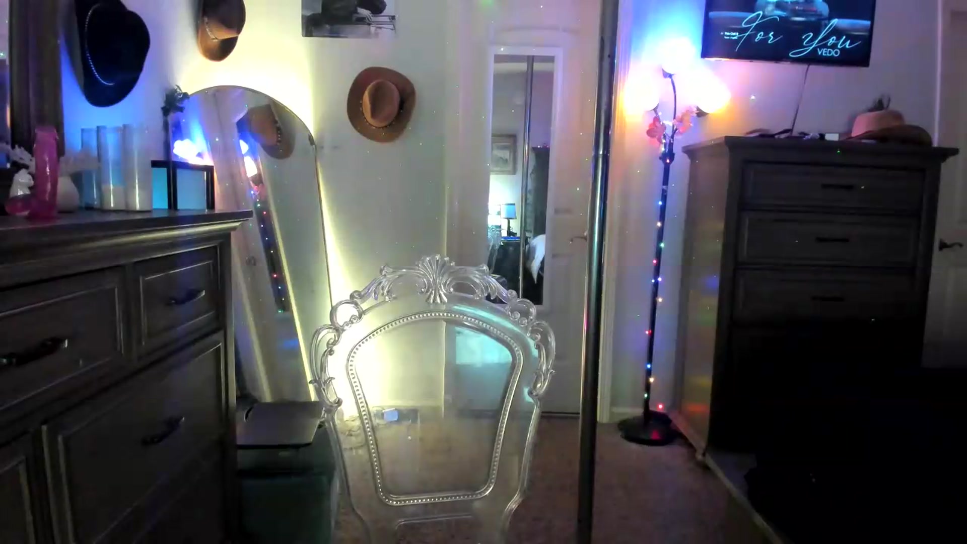 Gallery image thumbnail from PoleBunnyXxx's myfreecams stream on, 09/26/2026, 23:32 image 7 of 20