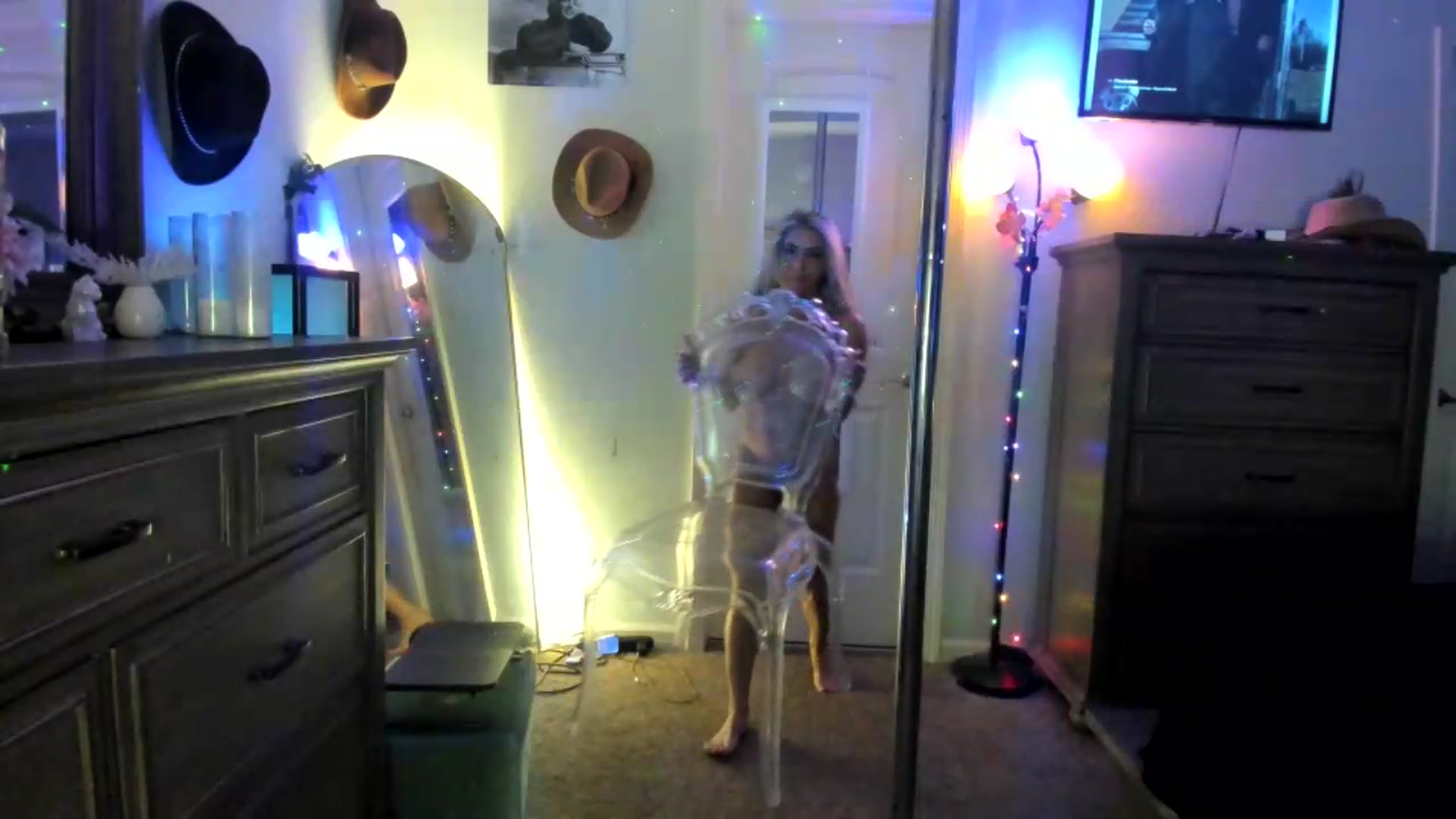 Gallery image thumbnail from PoleBunnyXxx's myfreecams stream on, 09/27/2026, 01:01 image 6 of 20