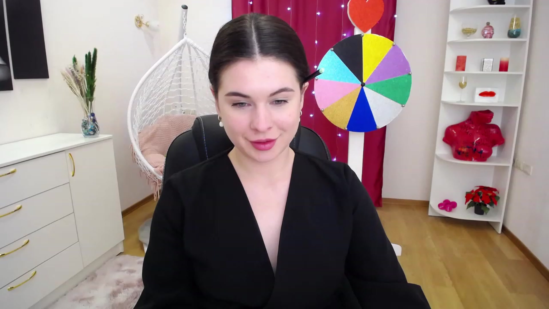 Gallery image thumbnail from PoliHolly's myfreecams stream on, 04/15/2023, 23:43 image 15 of 20