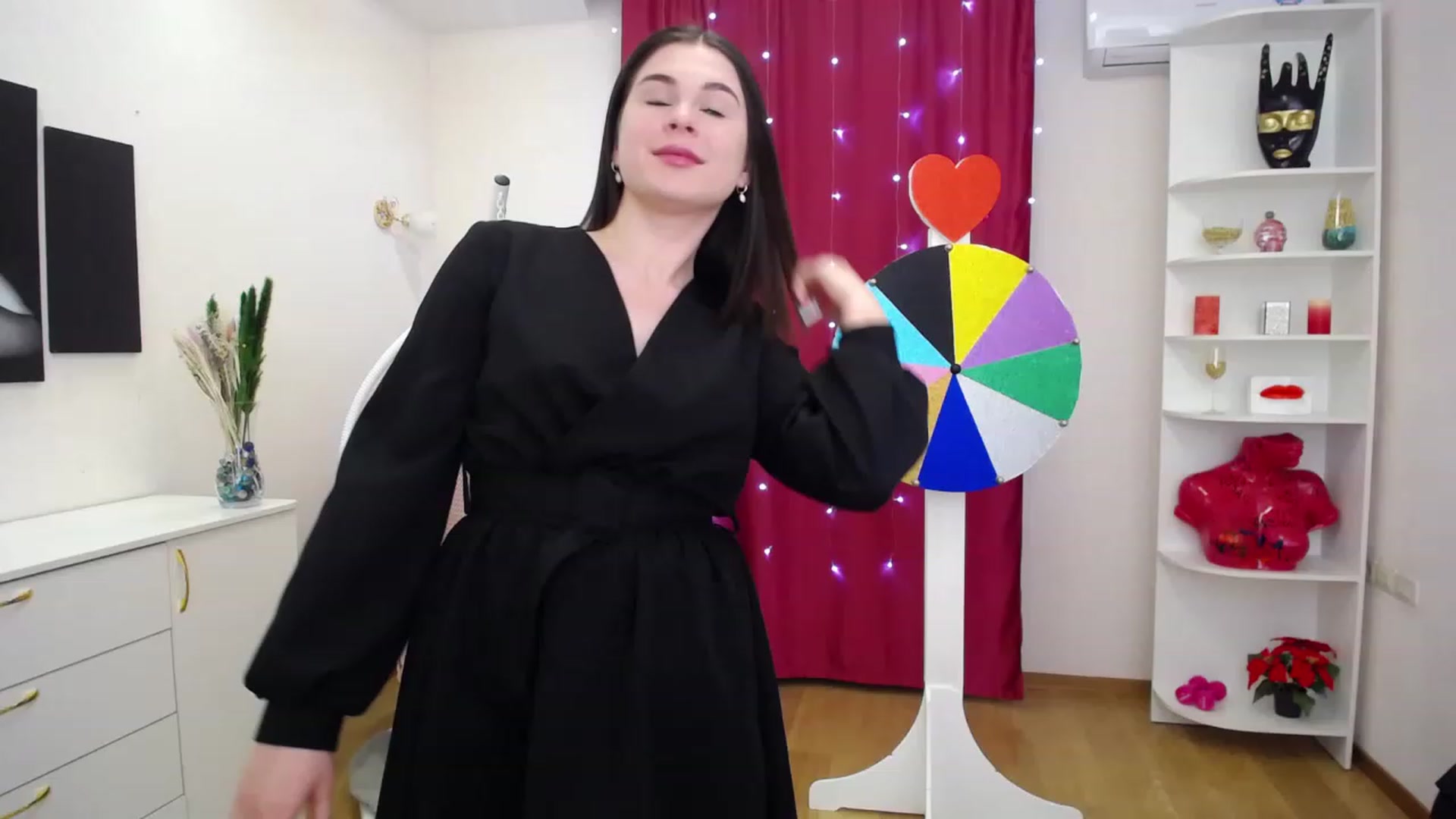 Gallery image thumbnail from PoliHolly's myfreecams stream on, 04/15/2023, 23:43 image 7 of 20