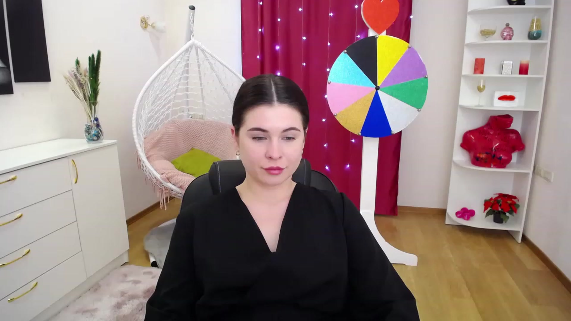 Gallery image thumbnail from PoliHolly's myfreecams stream on, 04/15/2023, 23:43 image 11 of 20
