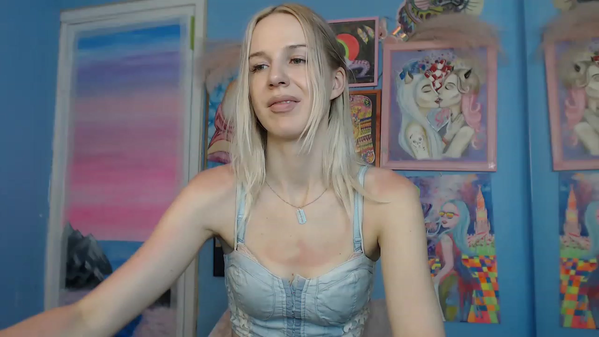 Gallery image thumbnail from PoliLoveLuna's myfreecams stream on, 06/05/2023, 05:32 image 20 of 20