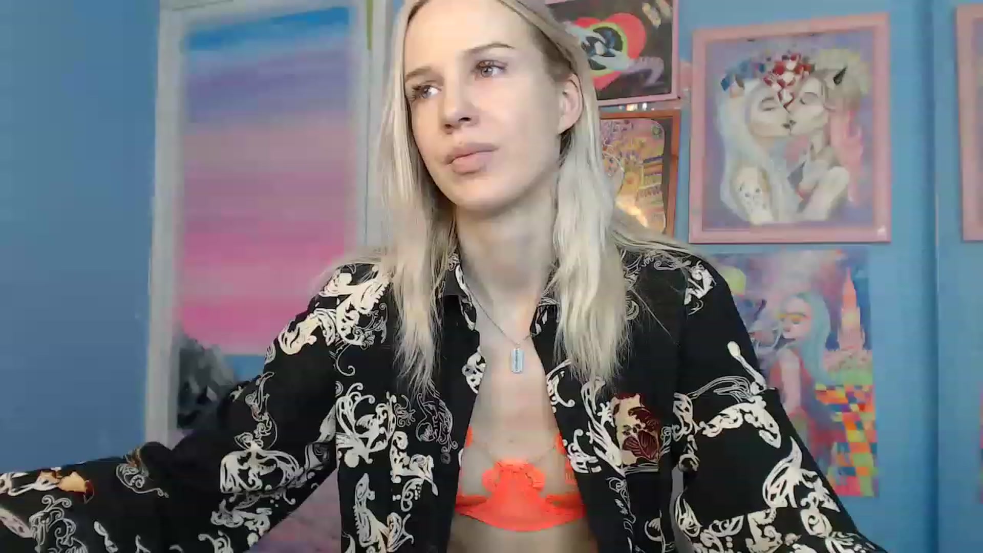 Gallery image thumbnail from PoliLoveLuna's myfreecams stream on, 06/06/2023, 06:32 image 7 of 20