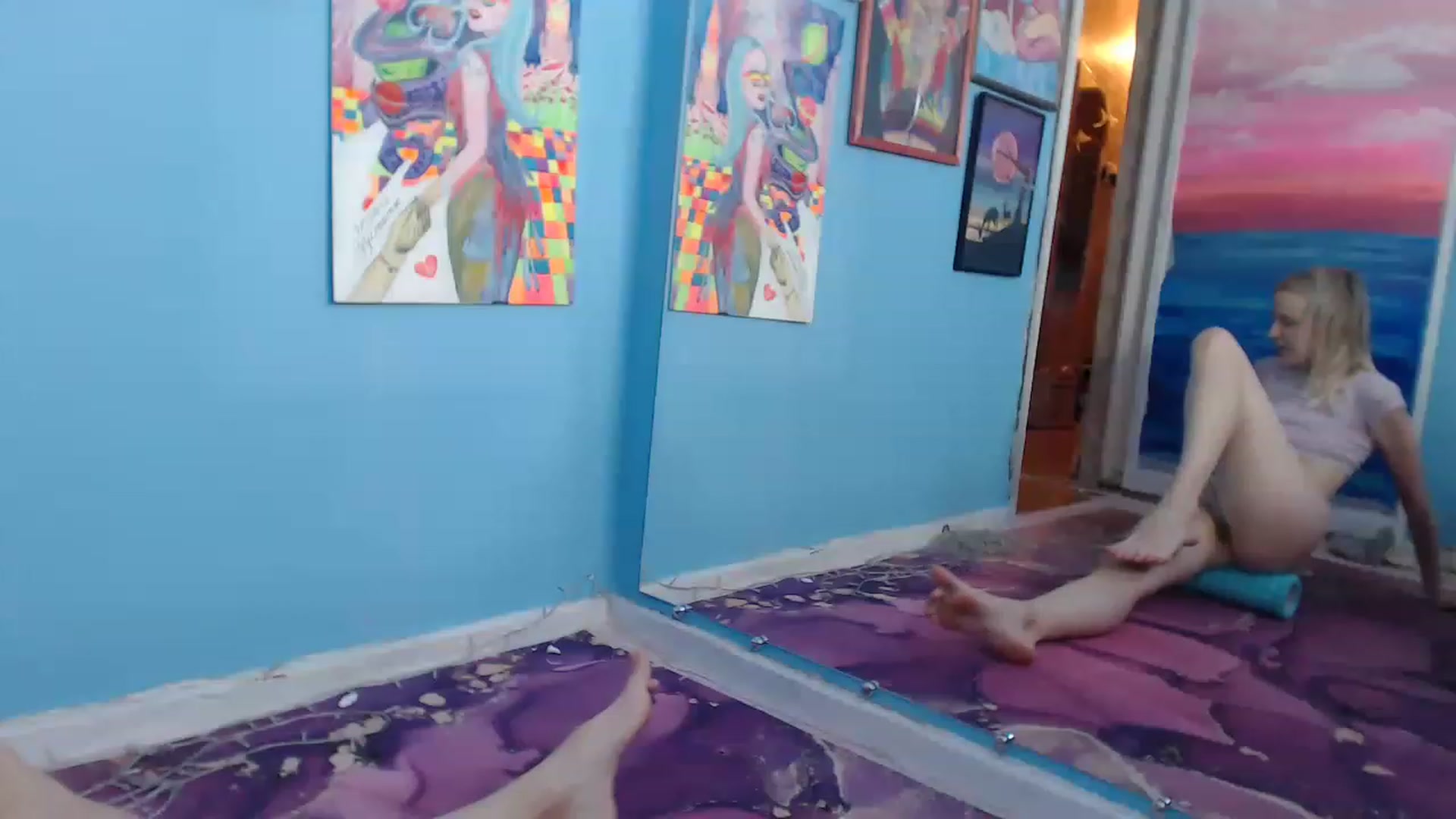 Gallery image thumbnail from PoliLoveLuna's myfreecams stream on, 06/08/2023, 08:33 image 14 of 20