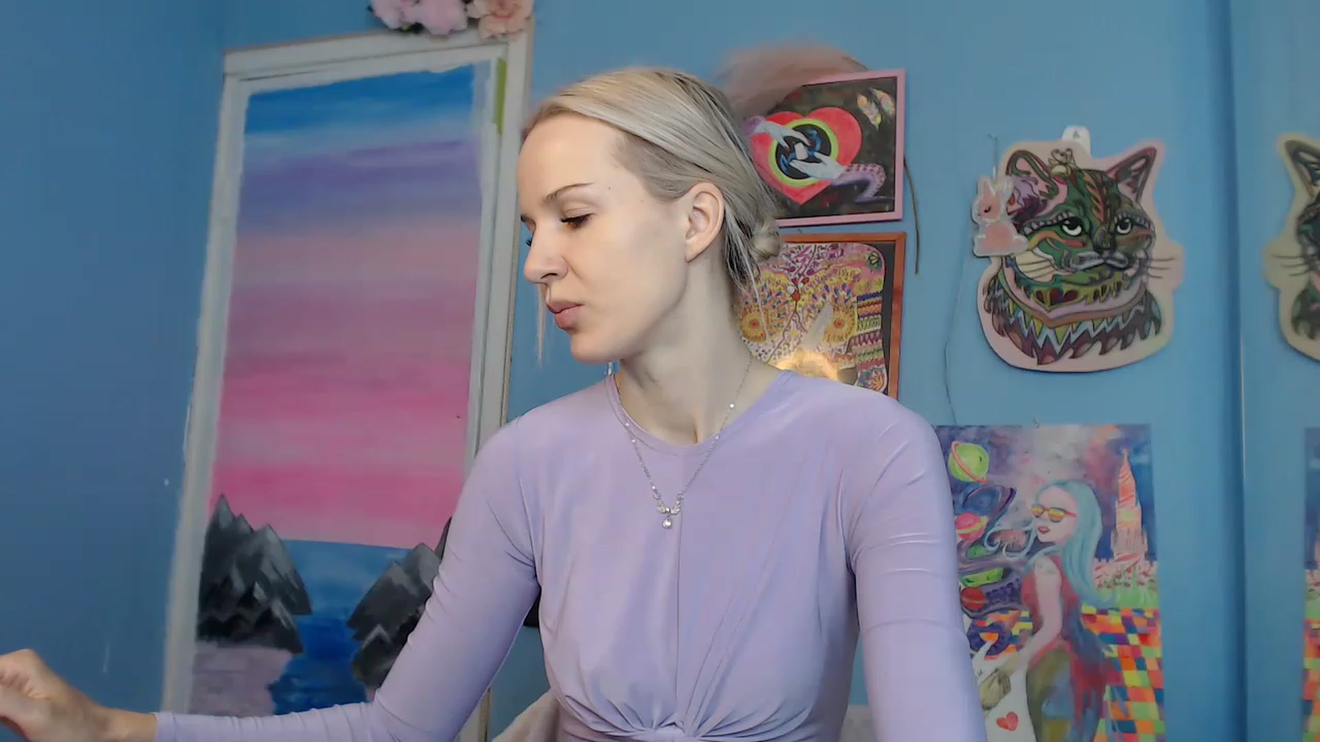 Gallery image thumbnail from PoliLoveLuna's myfreecams stream on, 06/19/2023, 04:40 image 1 of 20
