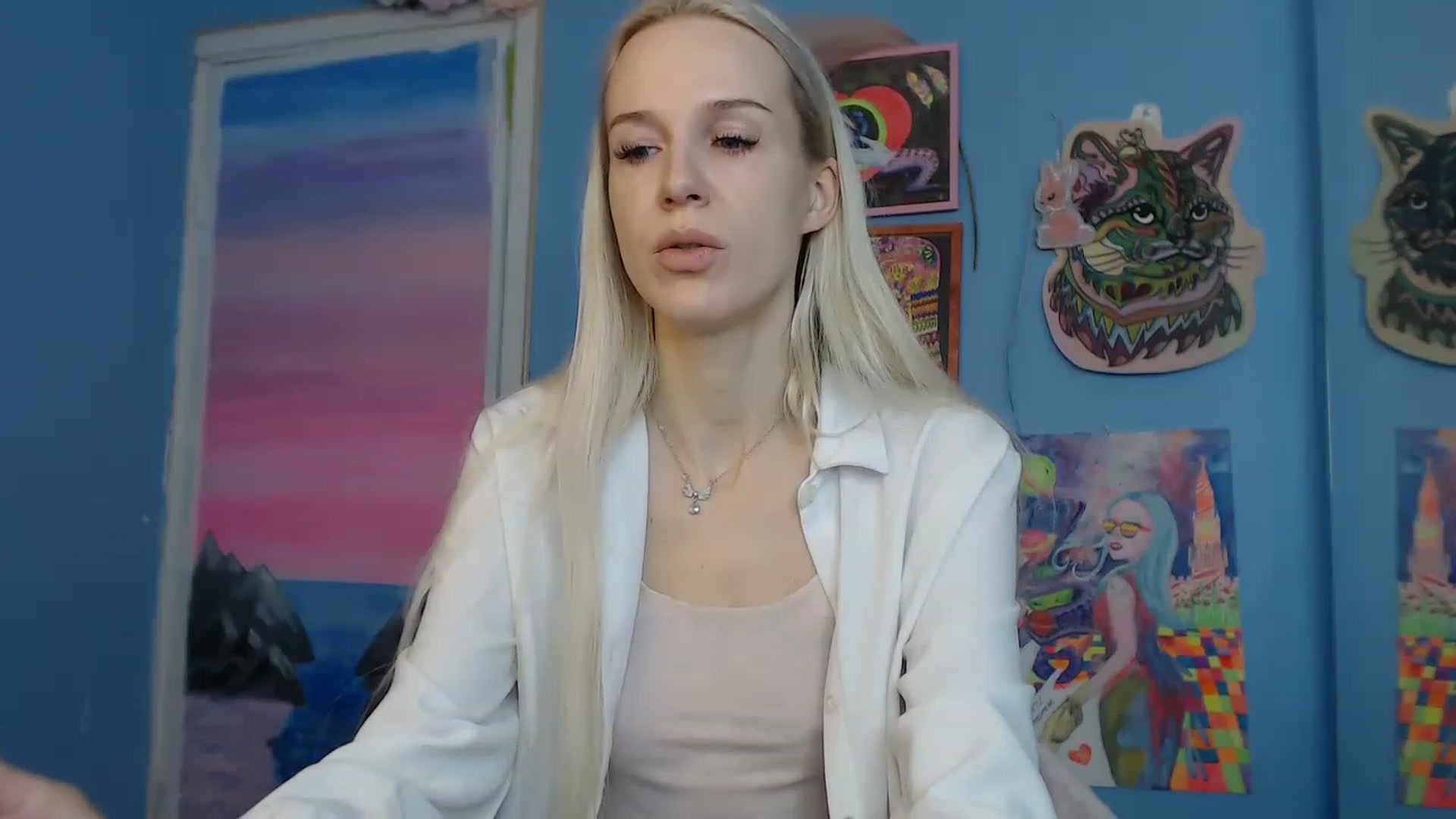 Gallery image thumbnail from PoliLoveLuna's myfreecams stream on, 06/23/2023, 04:53 image 6 of 20