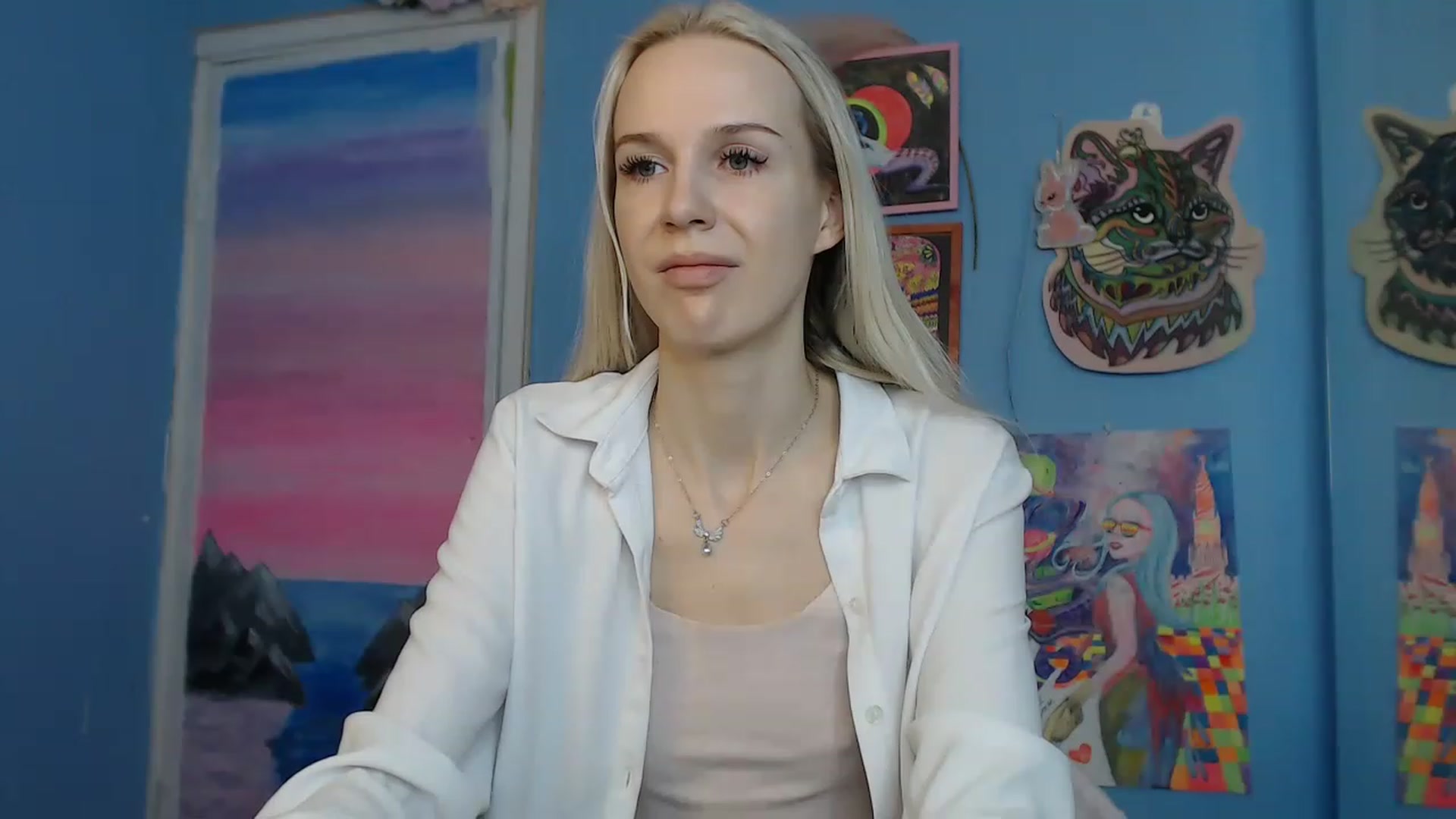 Gallery image thumbnail from PoliLoveLuna's myfreecams stream on, 06/23/2023, 04:53 image 18 of 20