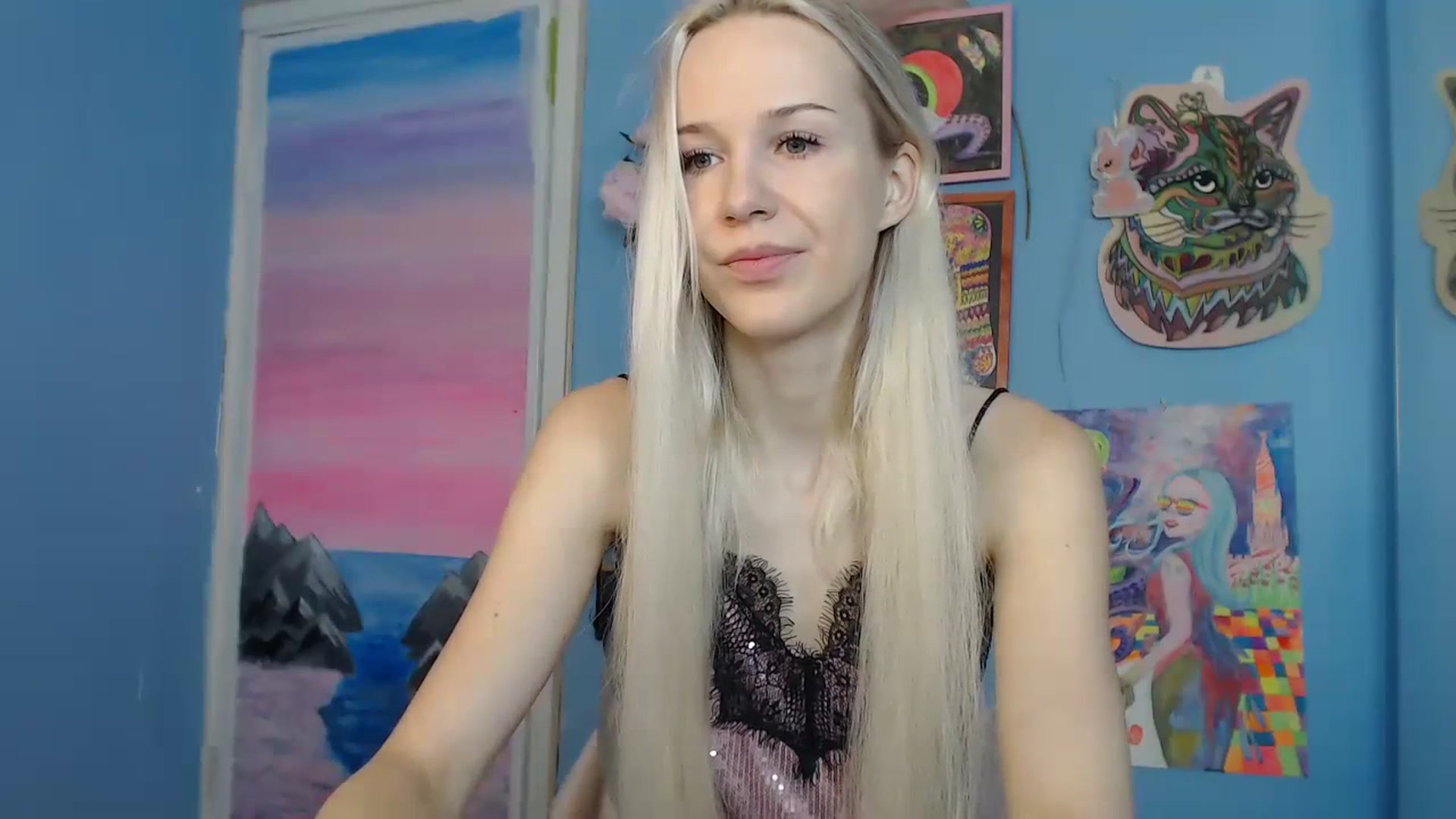 Gallery image thumbnail from PoliLoveLuna's myfreecams stream on, 06/30/2023, 05:31 image 17 of 20