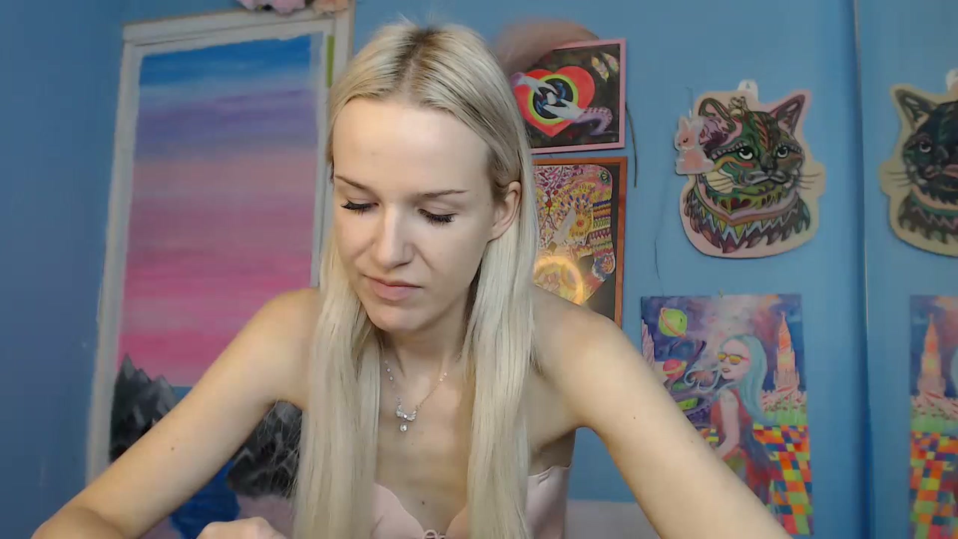 Gallery image thumbnail from PoliLoveLuna's myfreecams stream on, 07/03/2023, 07:22 image 8 of 20