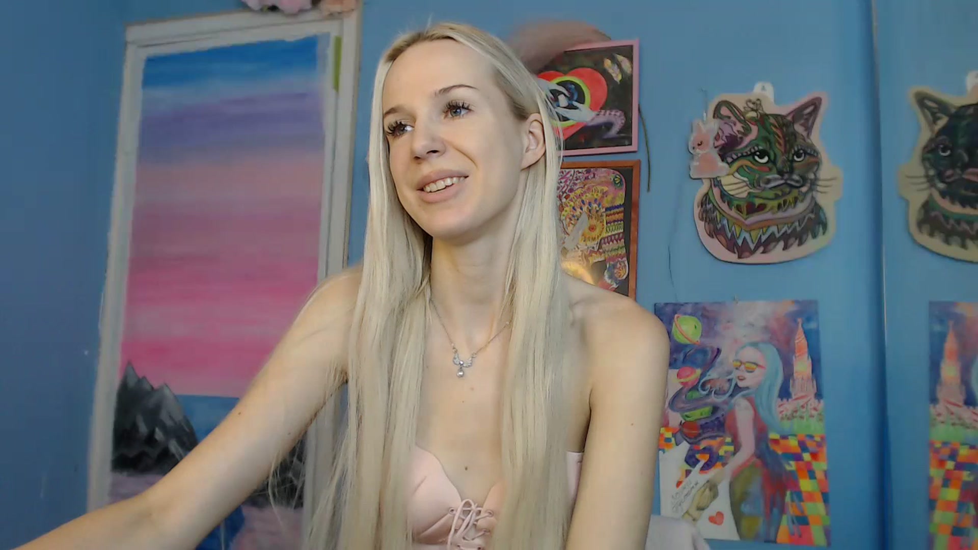 Gallery image thumbnail from PoliLoveLuna's myfreecams stream on, 07/03/2023, 07:22 image 5 of 20