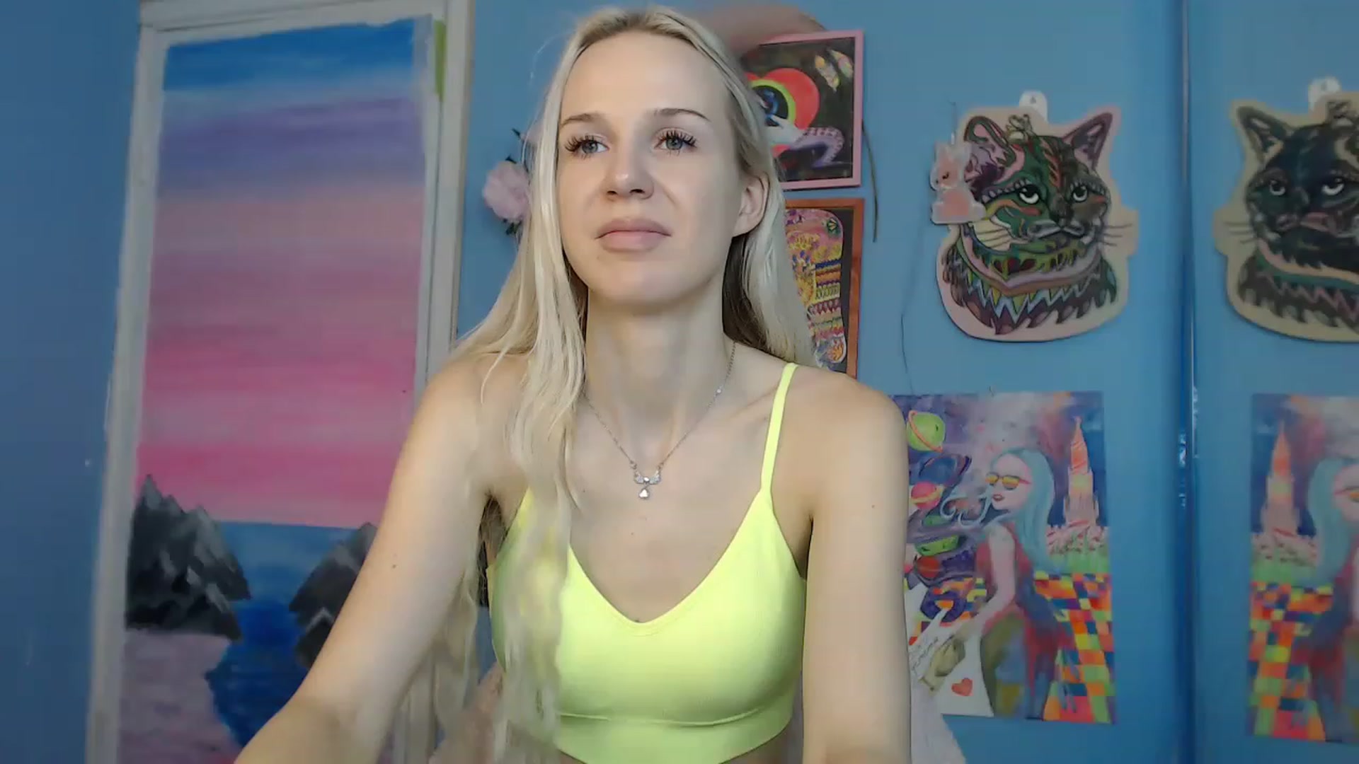 Gallery image thumbnail from PoliLoveLuna's myfreecams stream on, 07/04/2023, 05:25 image 5 of 20