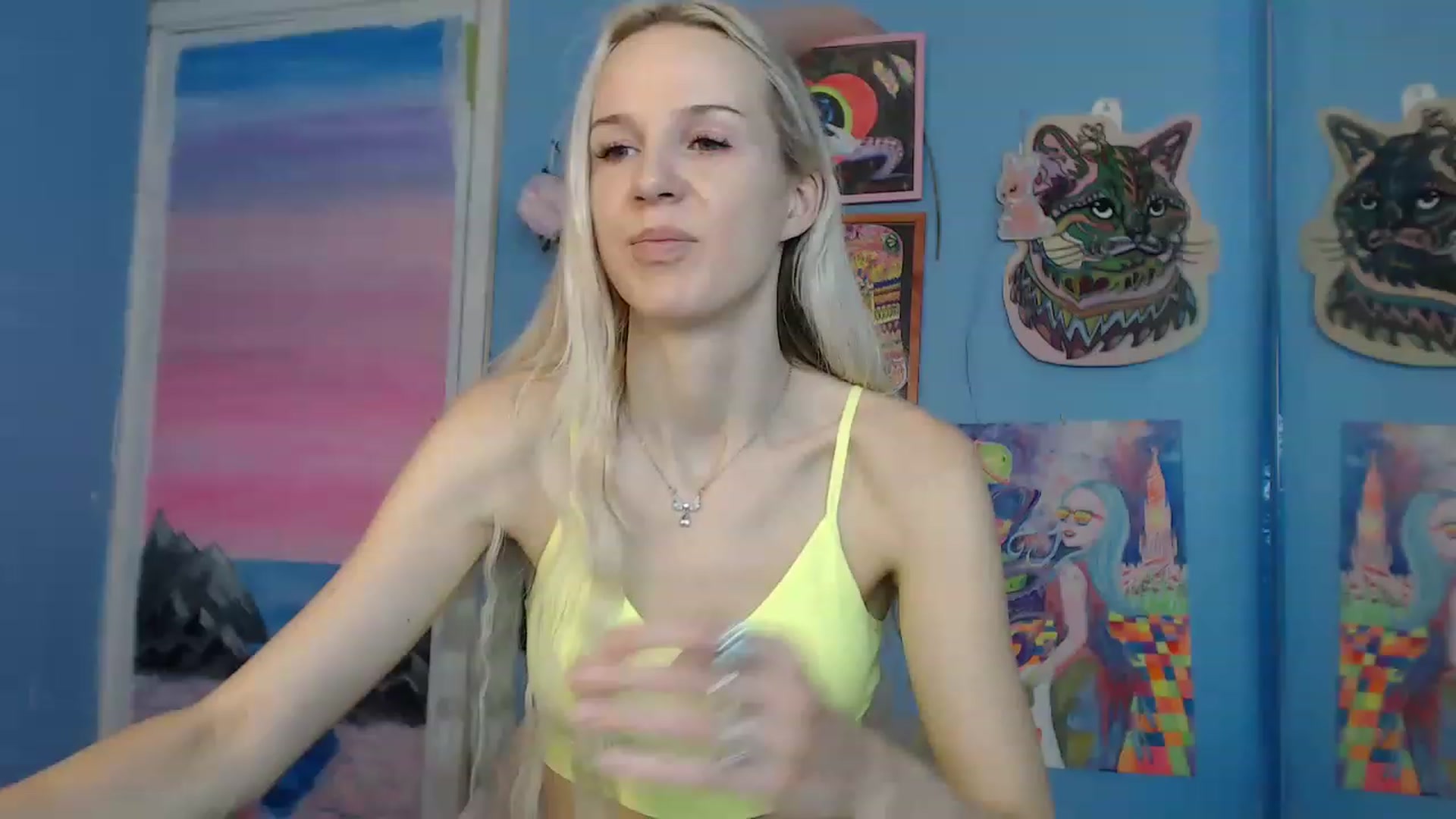Gallery image thumbnail from PoliLoveLuna's myfreecams stream on, 07/04/2023, 05:25 image 8 of 20