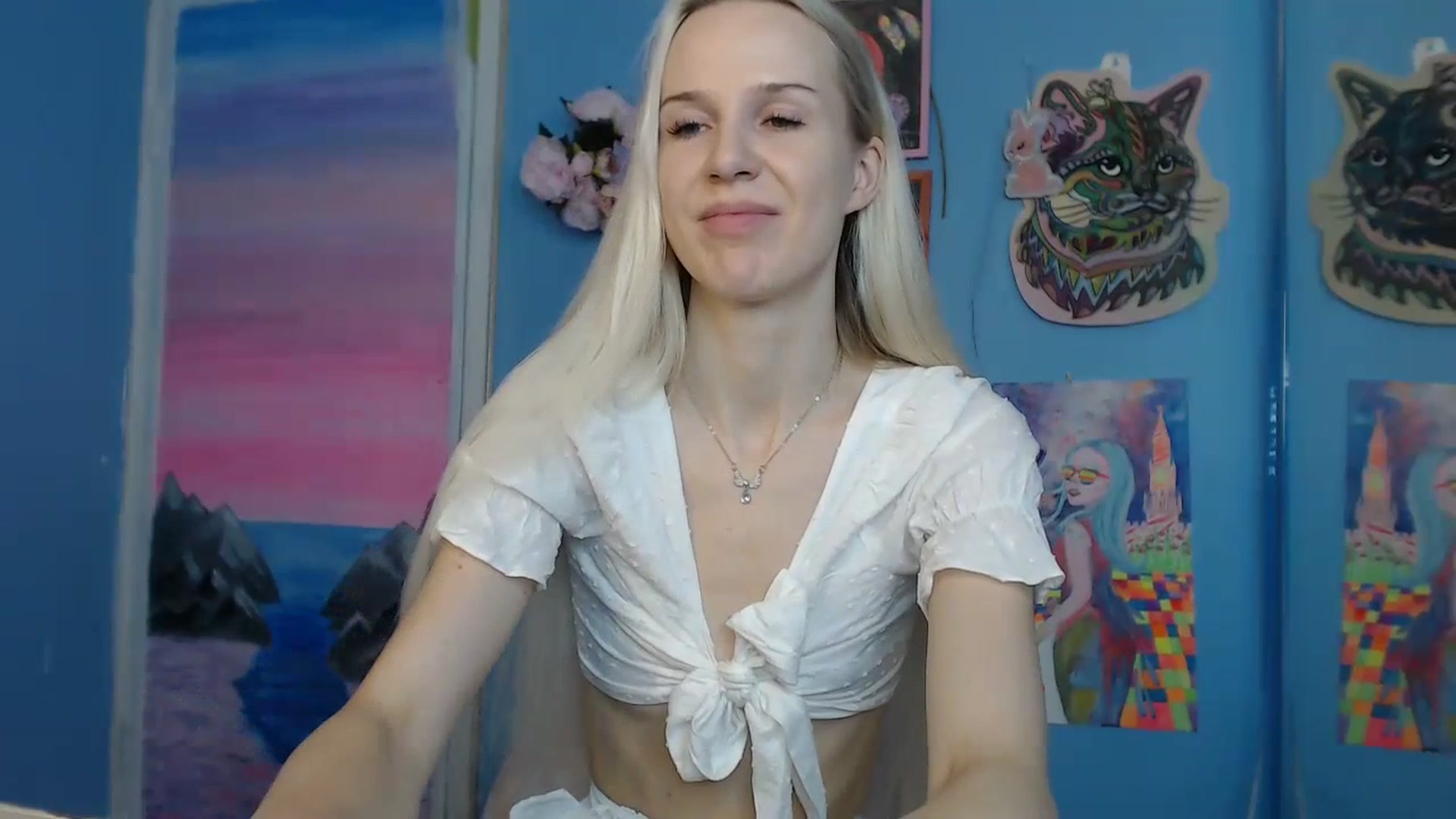 Gallery image thumbnail from PoliLoveLuna's myfreecams stream on, 07/07/2023, 06:17 image 16 of 20