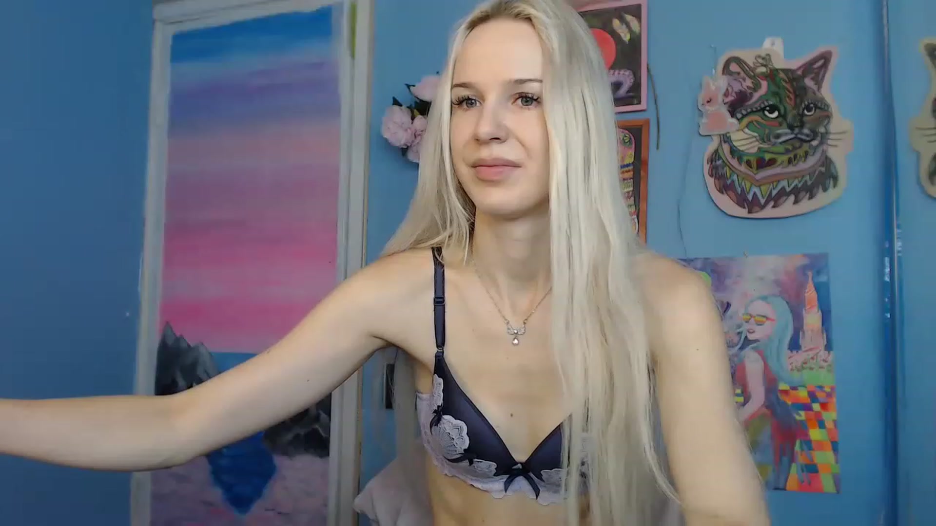 Gallery image thumbnail from PoliLoveLuna's myfreecams stream on, 07/10/2023, 04:25 image 2 of 20